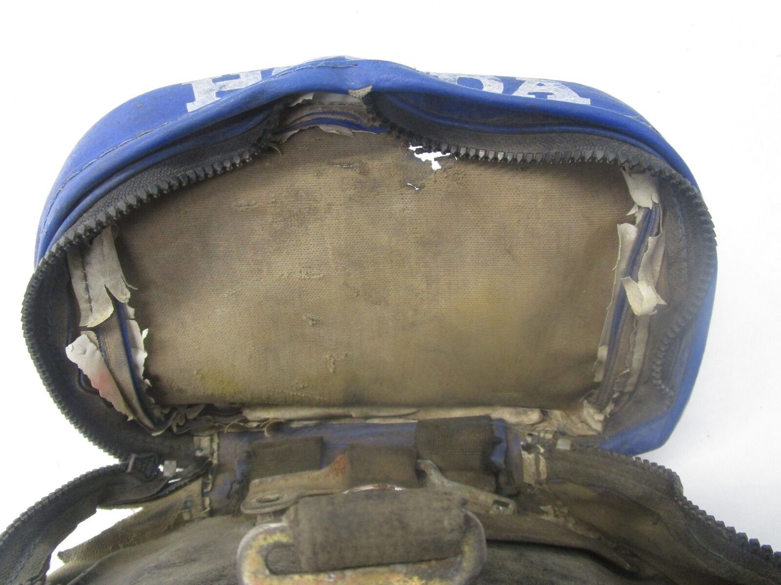 85 HONDA XR200 TOOL BAG B