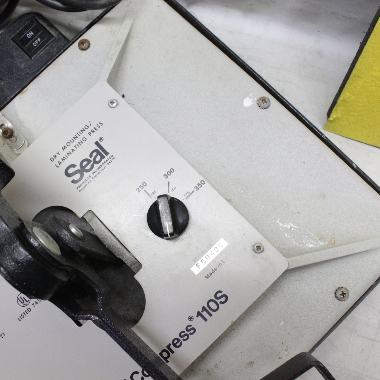 Seal Products - Seal Compress 110S Dry Mounting Laminating Press 15" x 12"