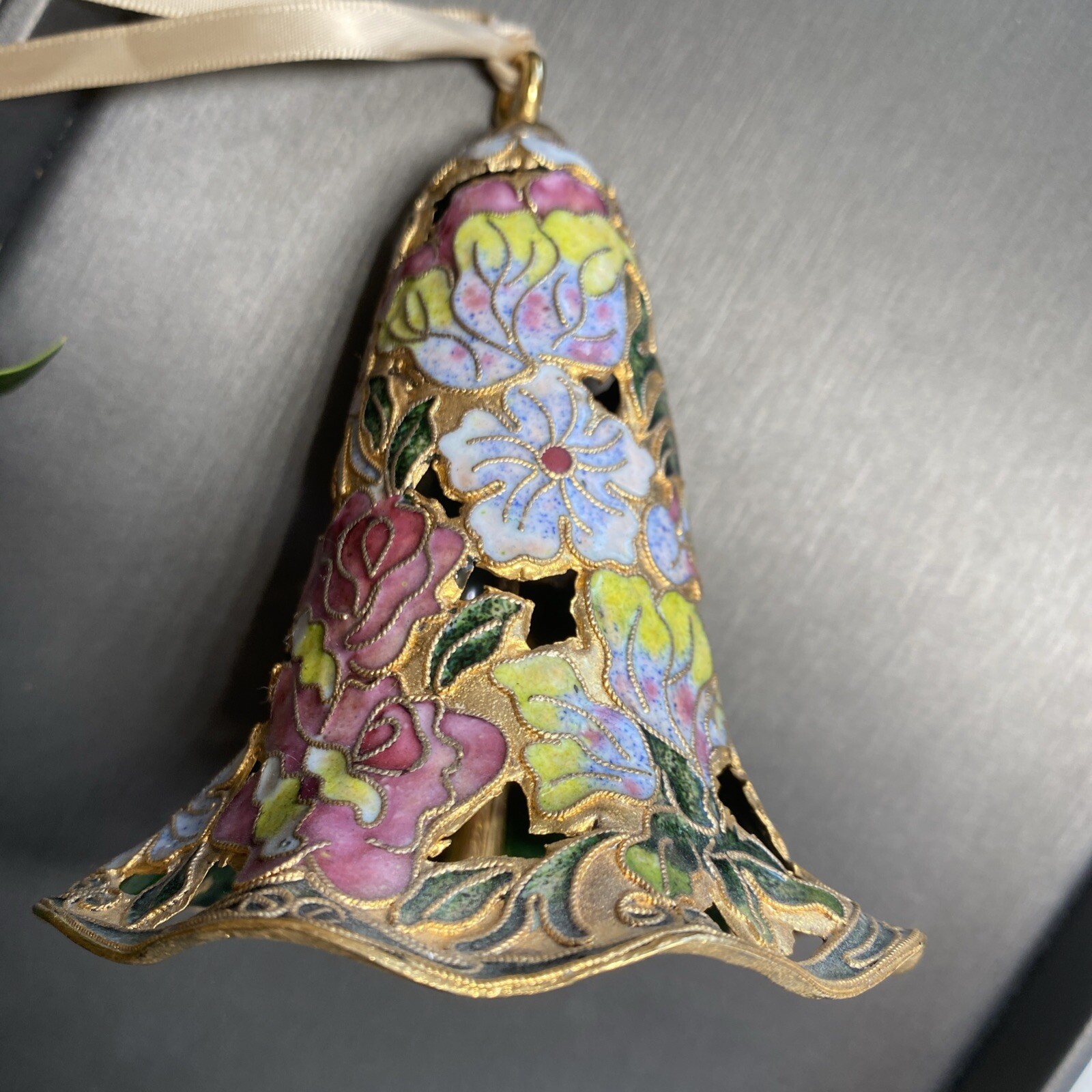 Vintage Bell Cloisonne Enamel Estate Pre-Owned Hand Crafted Bird Flower Pierced