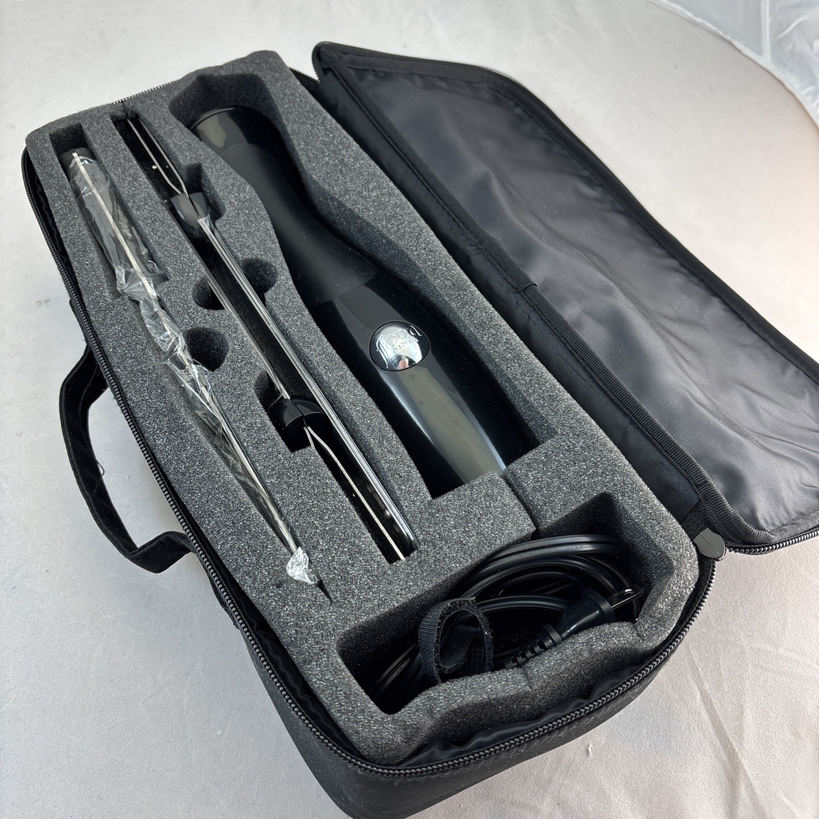 Electric Knife With Blades & Carving Fork w/Carry Case Food Network (FNKNB1000)