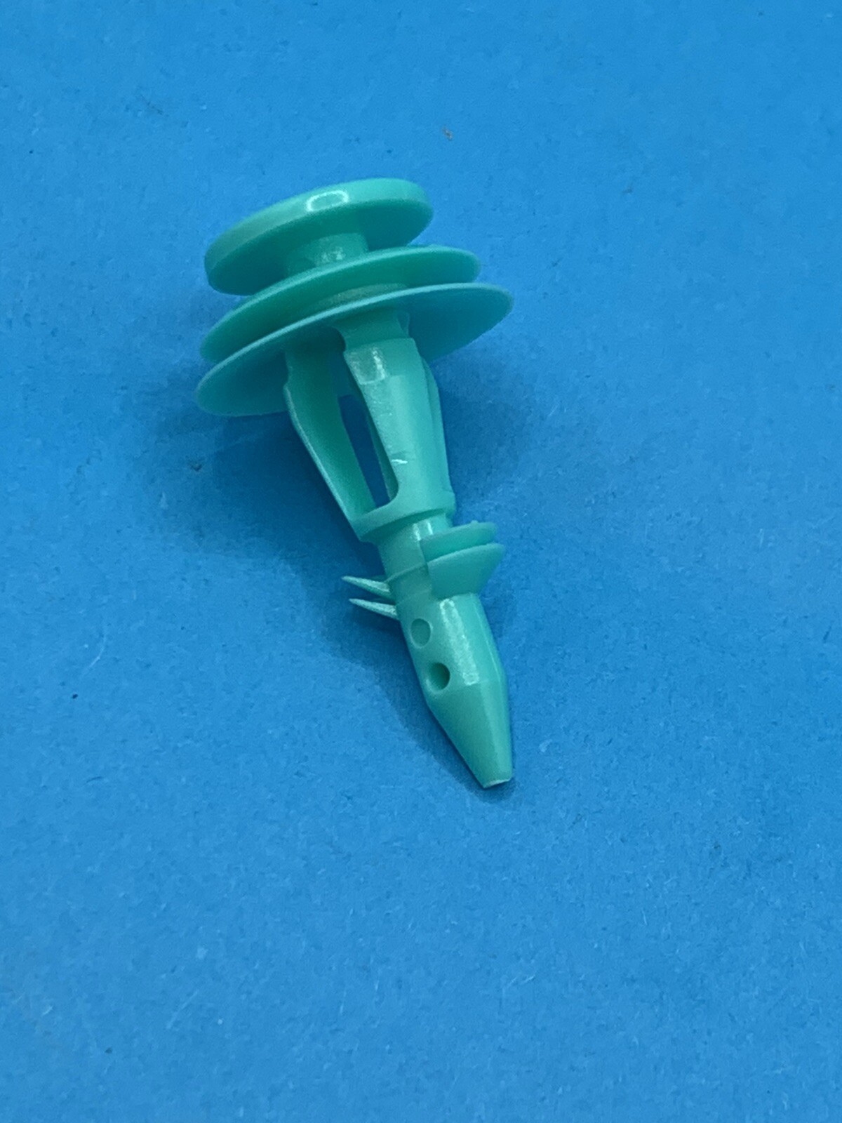 (Pack of 8) Lift Gate Trim Panel Retainer Clips for Durango Jeep Grand Cherokee