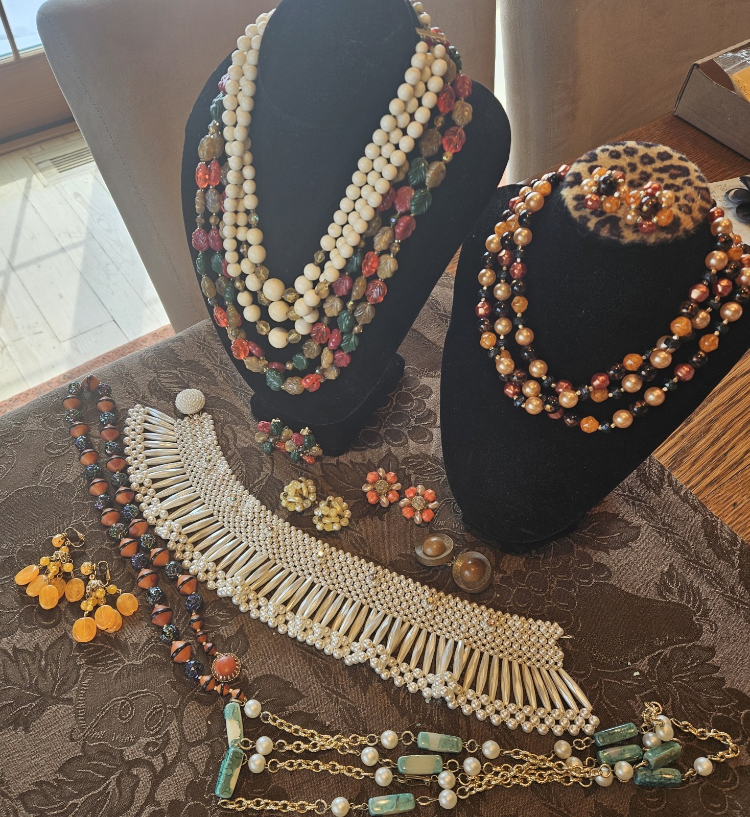 Lot Of 12 Vintage Jewelry Marked Hong Kong. 5 Necklaces  6 Pair Of Earrings And