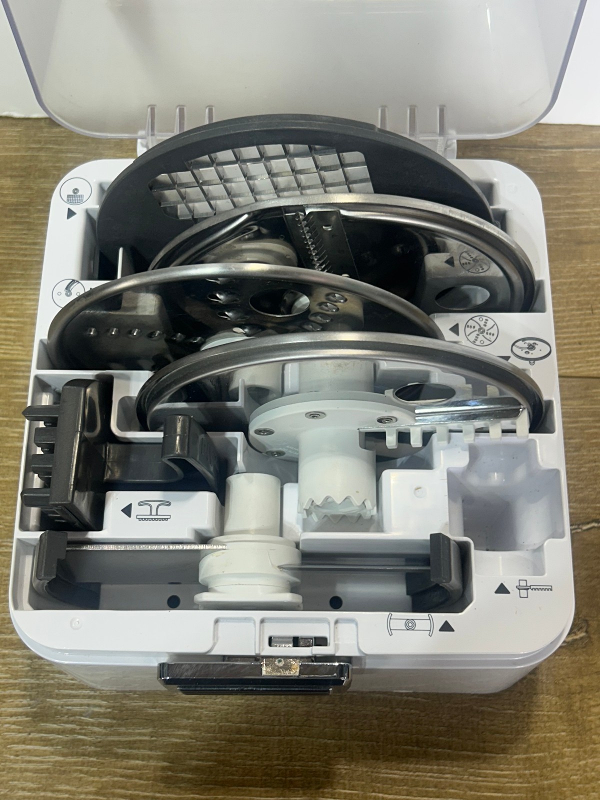 Cuisinart Blade / Disc Holder with 5 Blades