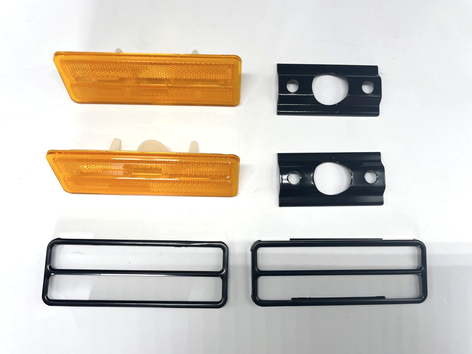 1978-81 Camaro Front Amber Side Marker Kit Lens with Bezel Grille Retainer