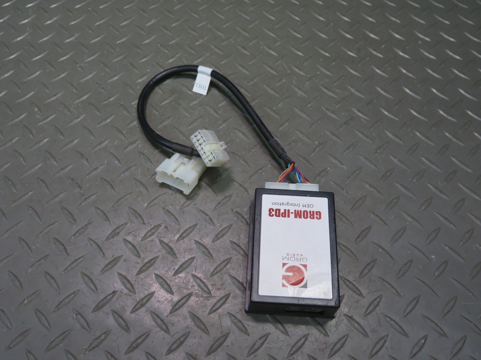 GROM-IPD3 IPOD V3 ADAPTER CAR AUDIO INTEGRATION W CABLE