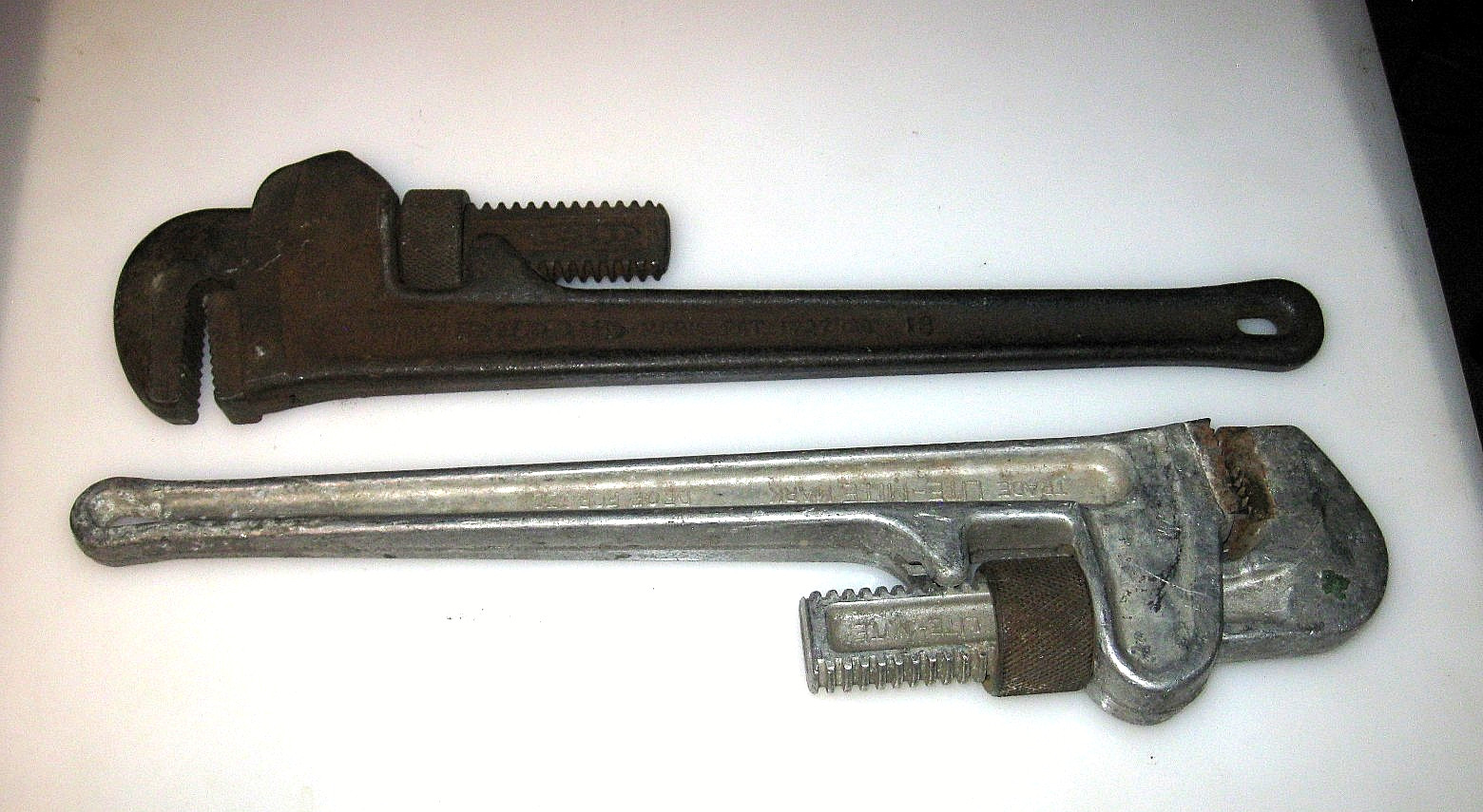 RIDGID Pipe Wrench Tool 18", & Aluminum International Forge LITE_MITE 18"