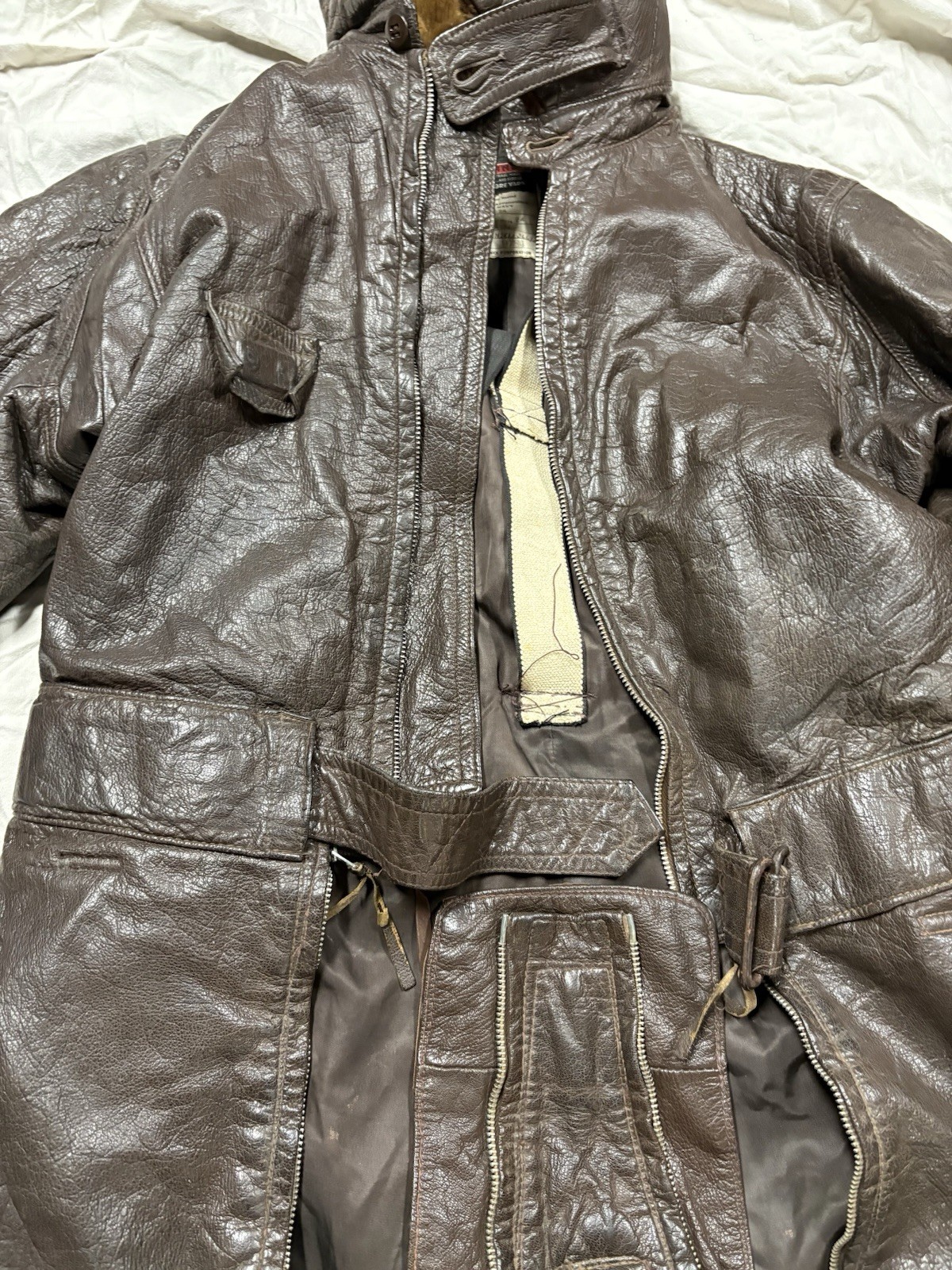 WWII US Navy Colvinex CFN-24 Leather Electrically Heated Flight Suit Size 40