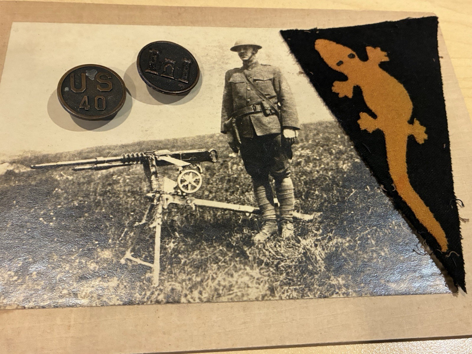 RARE WW1 US ARMY AEF 40th ENGINEERS (CAMOUFLAGE) UNIT,PATCH AND SET COLLAR DISC