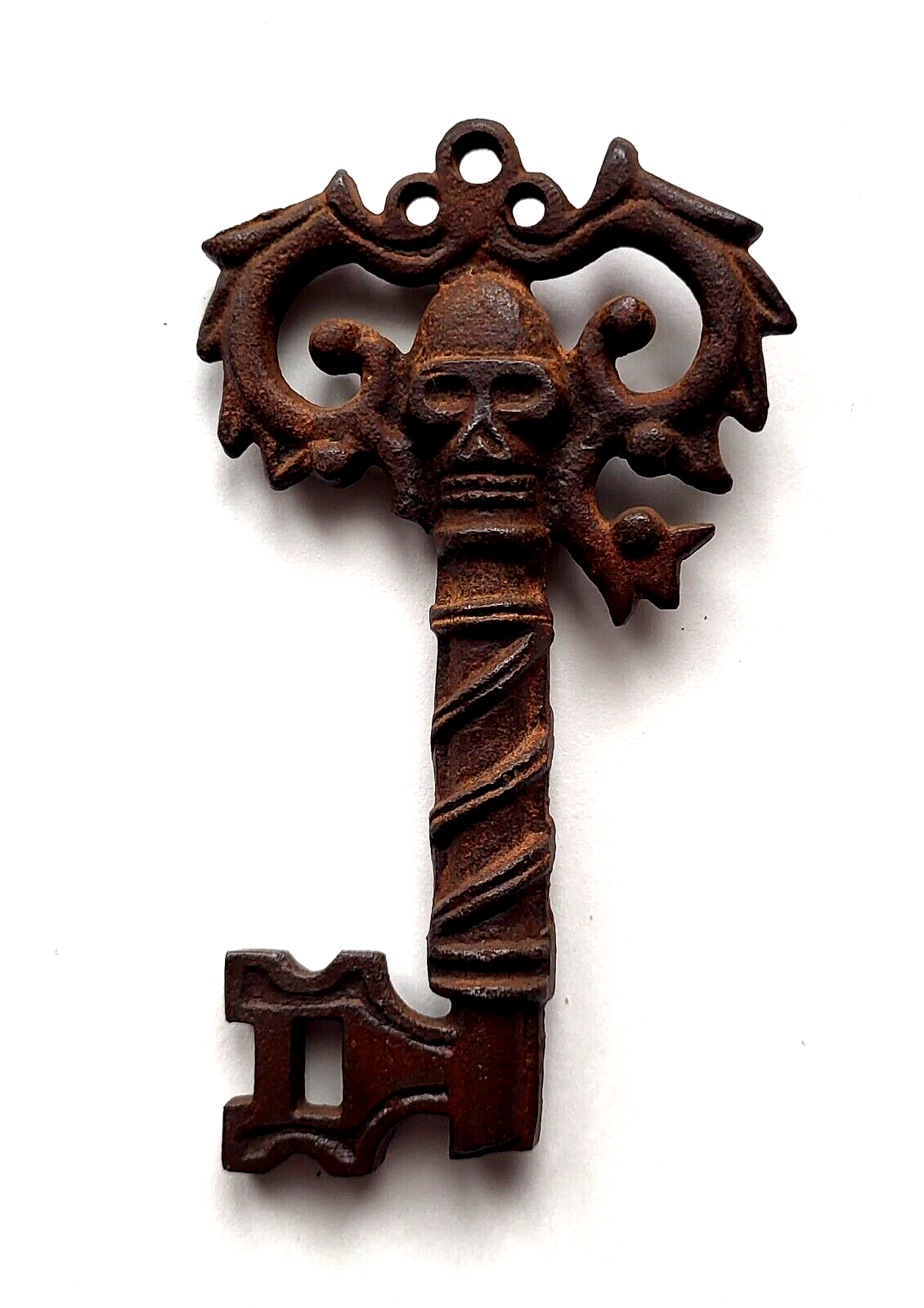 Antique Large Fancy Pirate Cast Iron Victorian Skeleton Key