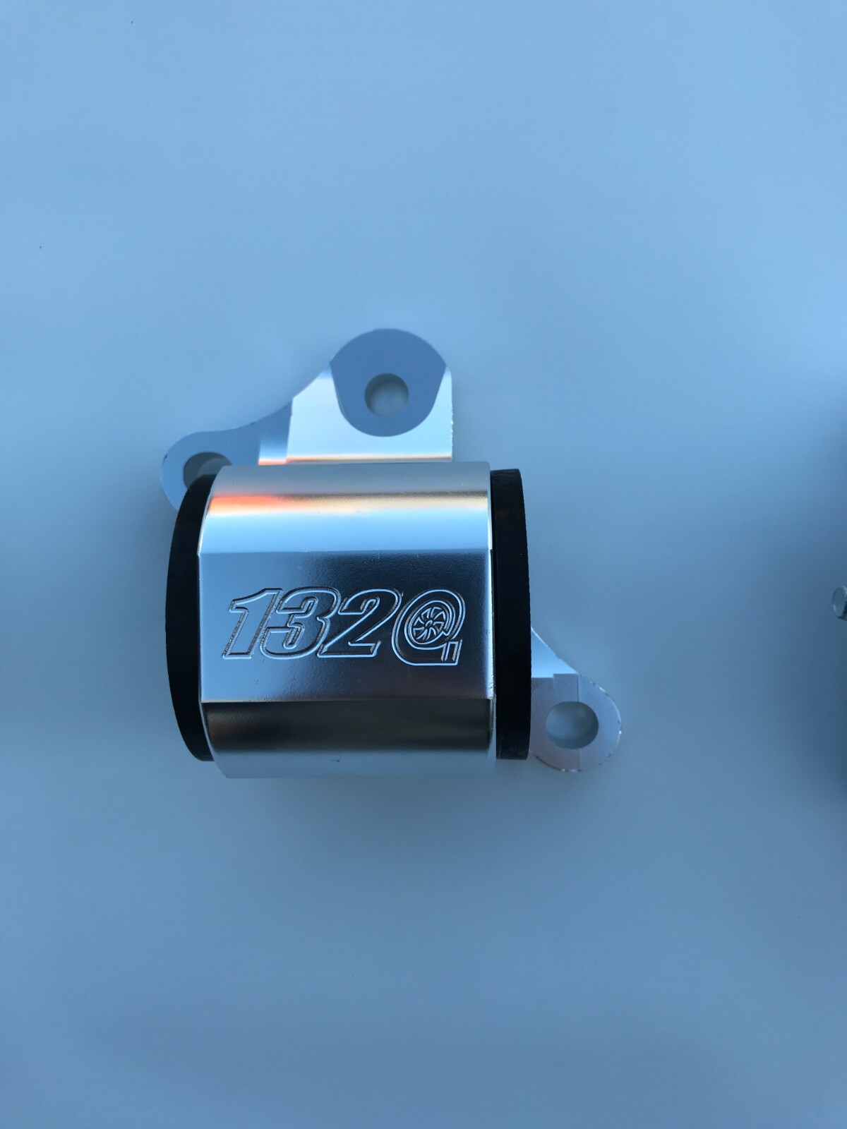 1320 97-01 CRV motor mount auto or manual transmission 68A 350hp RD1 BLEMISH VER