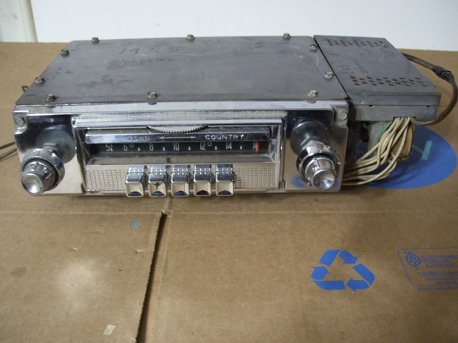 55 1955 Chrysler radio wonder bar town and country