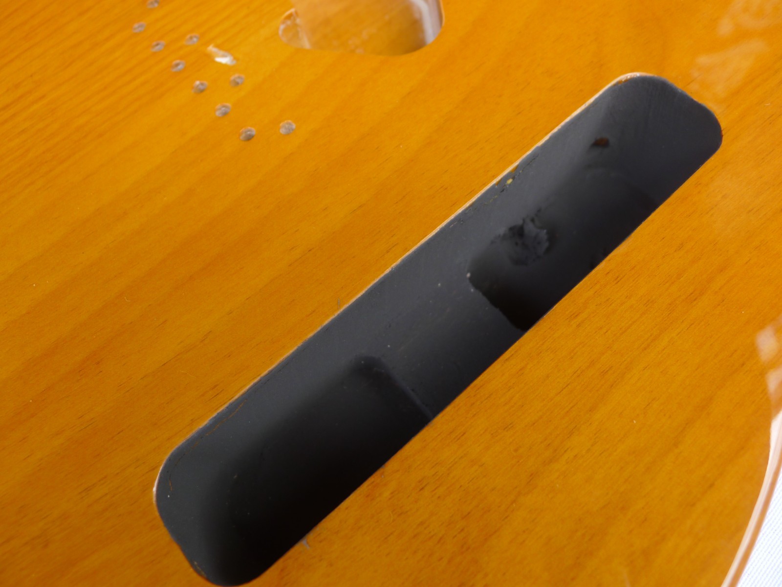 Tele Body 2 pcs Centre Joined North American Alder Trans Yellow Nitro ≦ 4.8Lbs