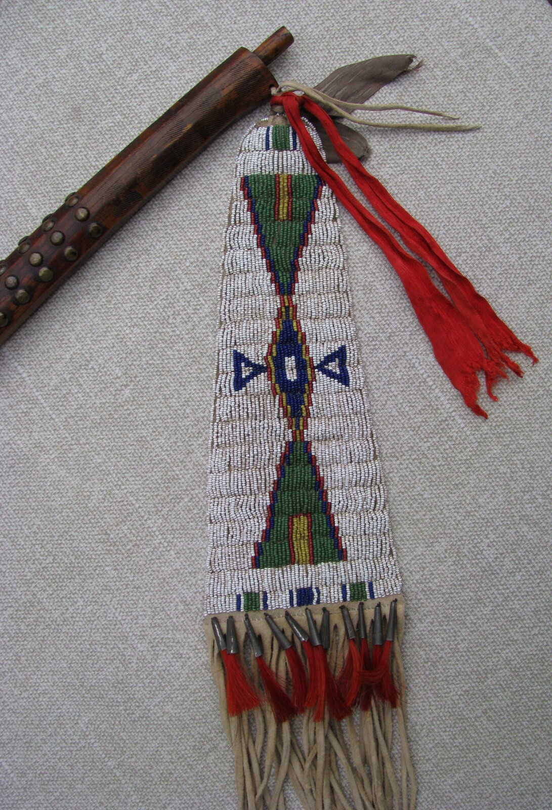FINE ANTIQUE PLAINS INDIAN PIPE TOMAHAWK 100 TACKS/FILE BURNS 5 COLOR BEAD DROP