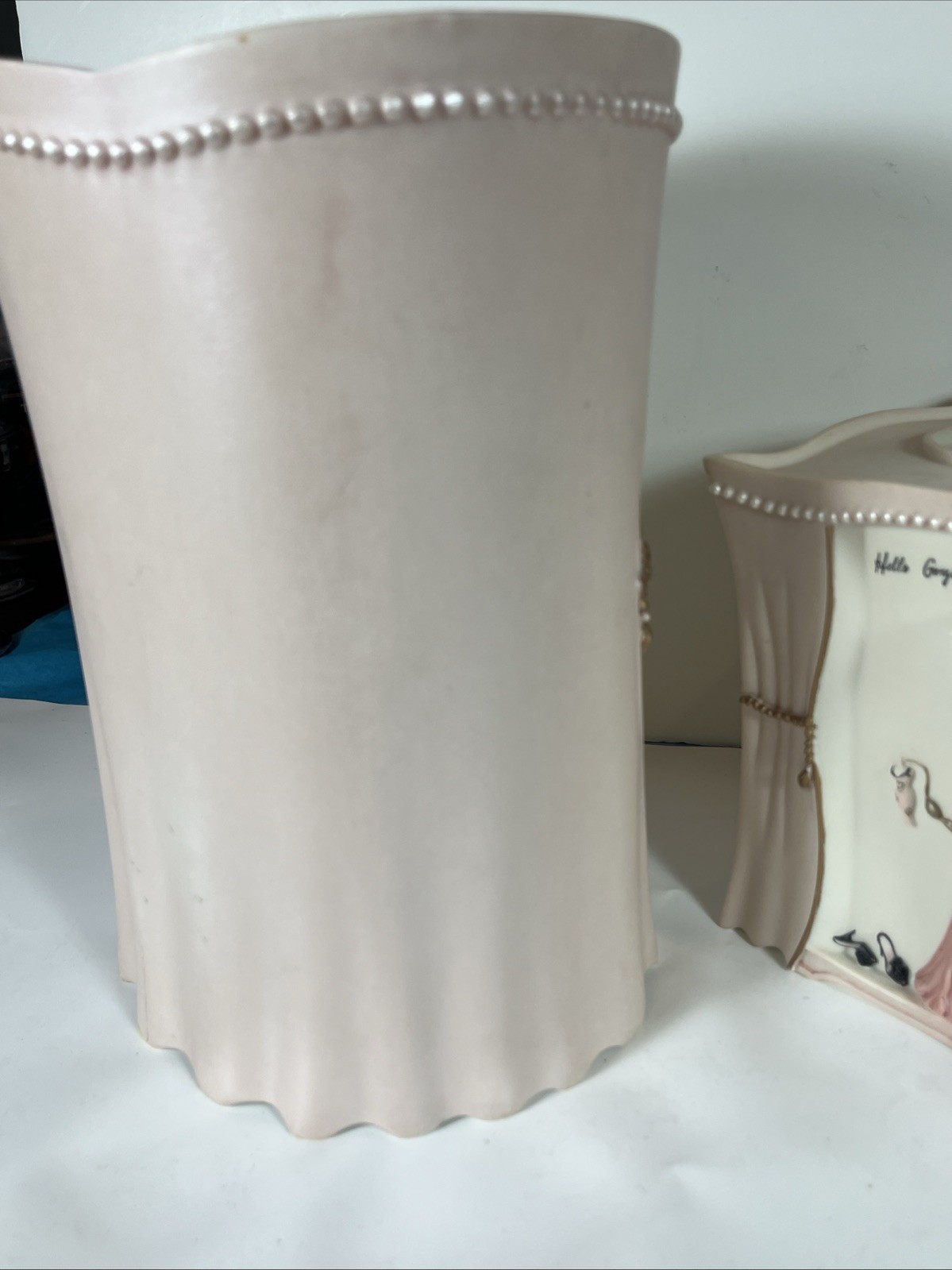 Vintage Accessories Dress To Thrill BedBath&Beyond Rare Tissue Box & Trash Can