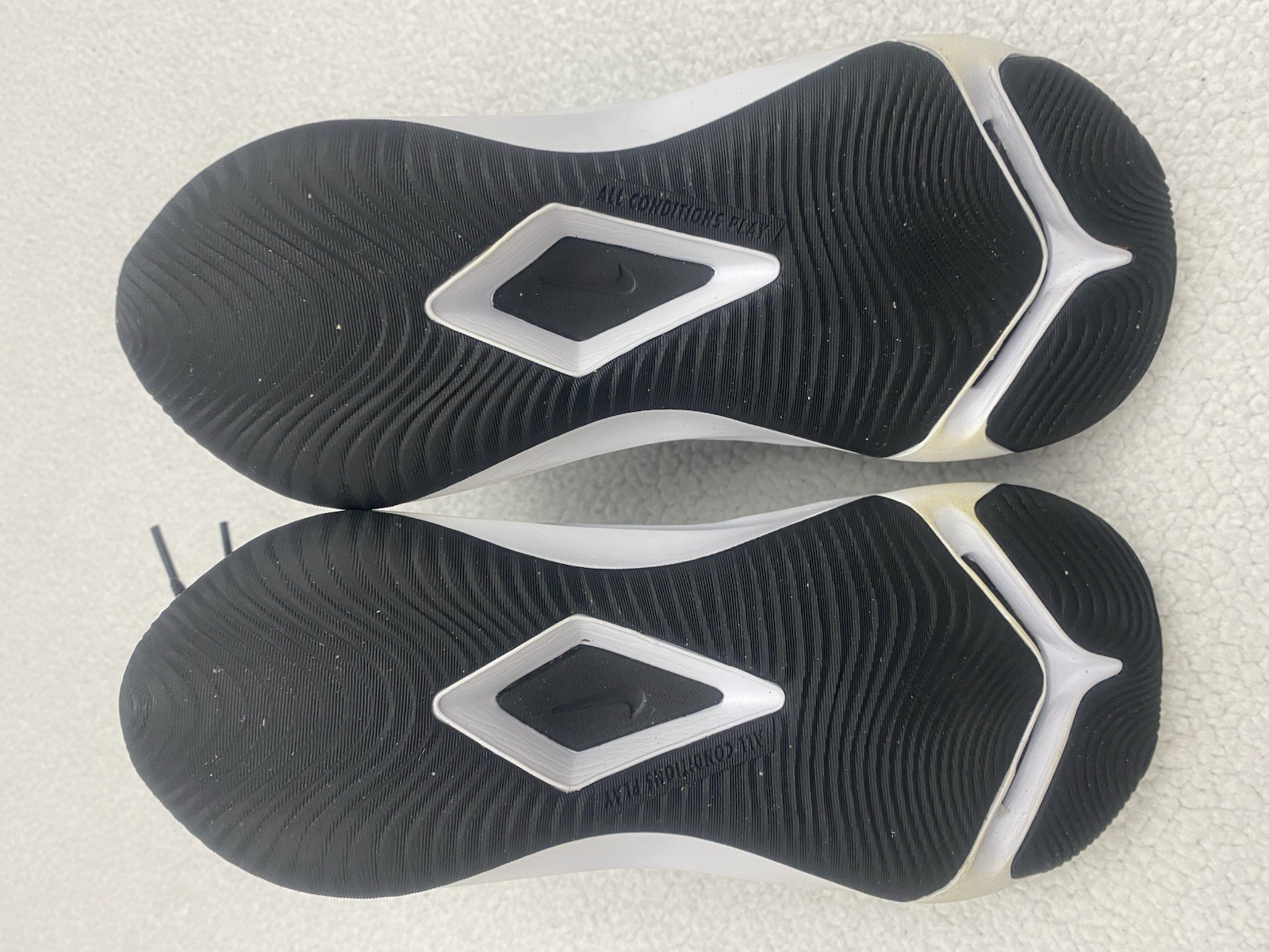 Nike Kids Puddle Protect Rain Boots Black Youth Size 5 40