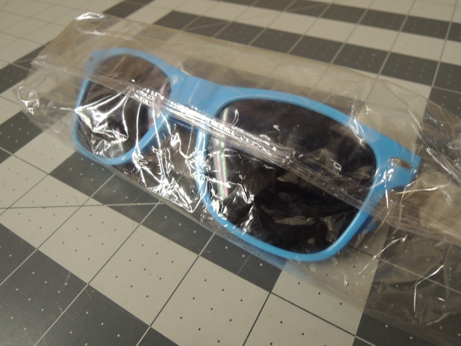 Genuine Smurfs Blue Promotional Sunglasses - NEW IN PACKAGE