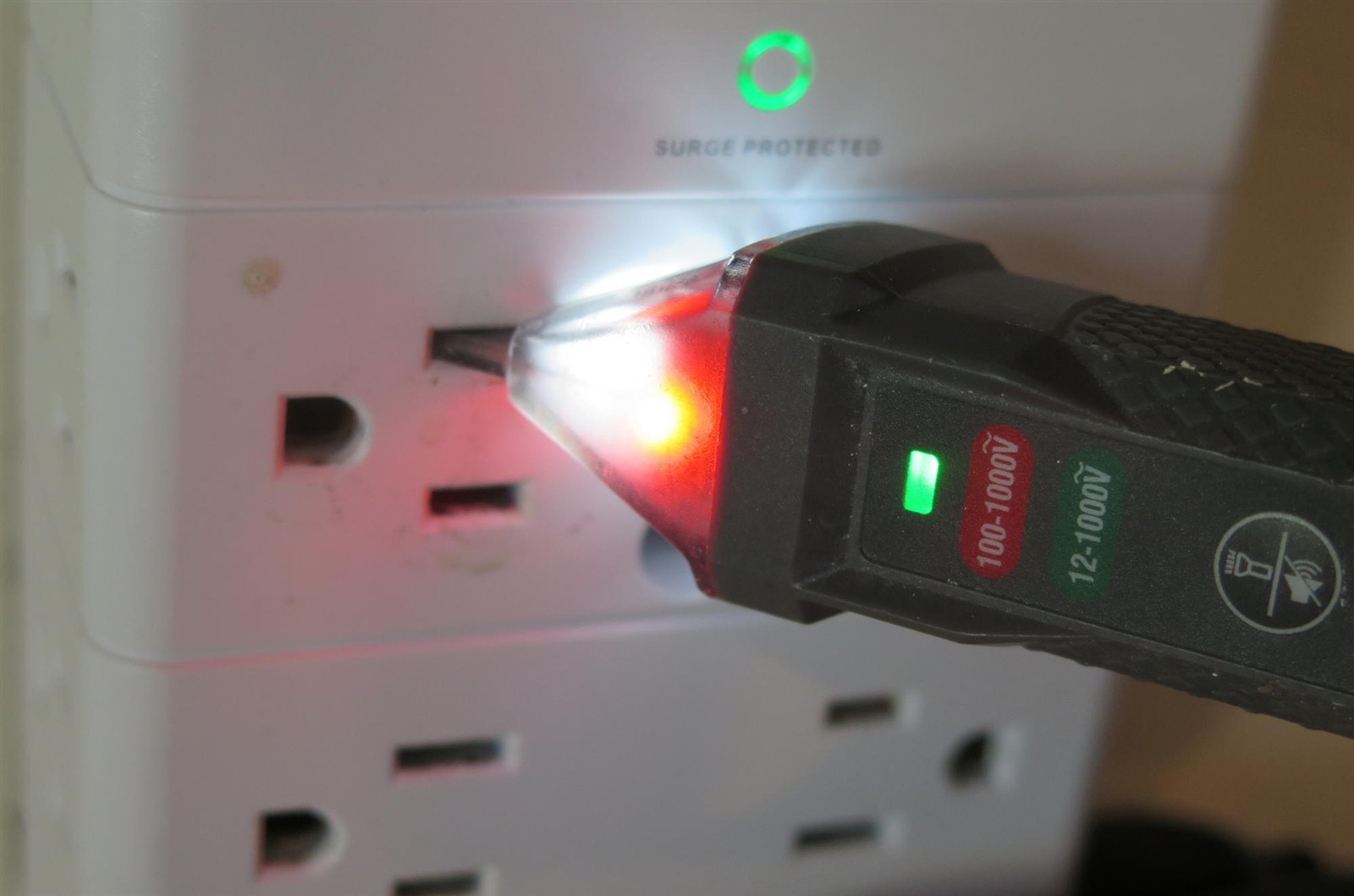 Commercial Electric NCV-8908 Non-Contact AC Voltage Tester Detector 12-1000vac