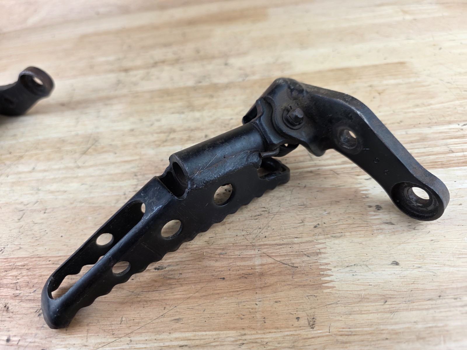 1985 85 ATC250R HONDA OEM FOOT PEGS FOOTPEGS 1986 86 ATC 250R