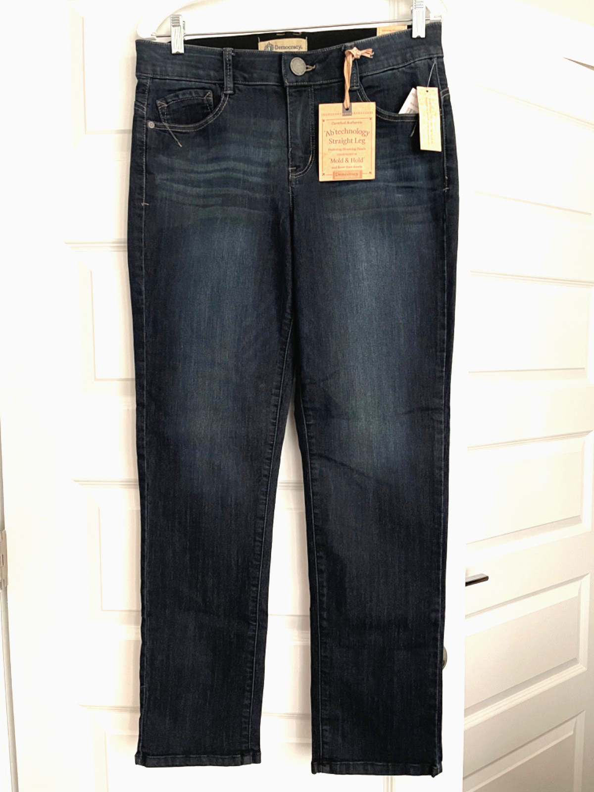 NEW WITH TAGS DEMOCRACY SIZE 12 STRAIGHT LEG BLUE DENIM JEANS MEDIUM WASH