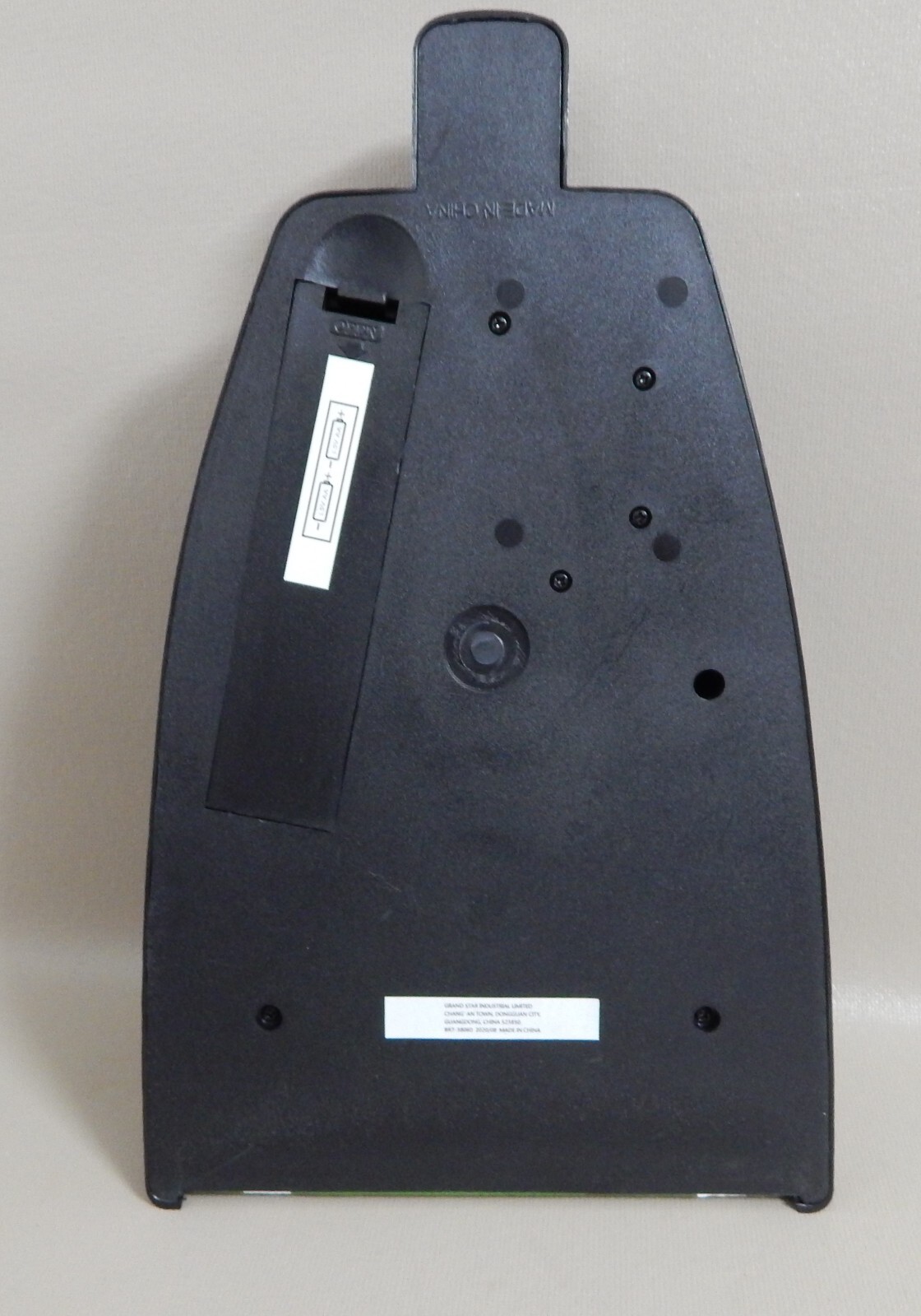 BERKSHIRE GRANDELLO Automatic Golf Putting Cup Auto Ball Return Battery Op NEW