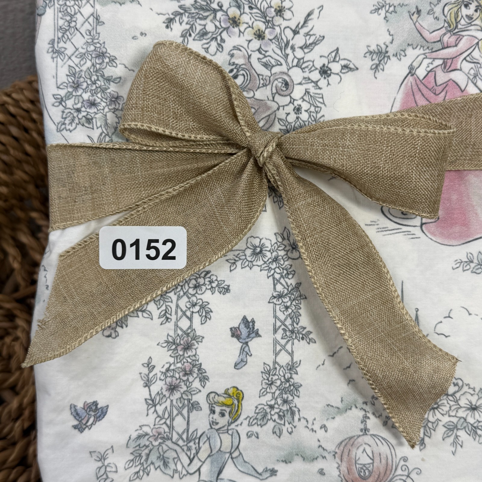 POTTERY BARN KIDS DISNEY PRINCESS HERITAGE ORGANIC SHEET SET, FULL