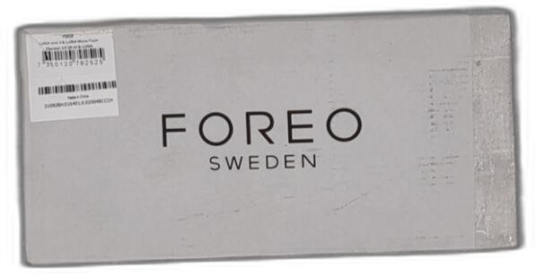 Foreo Luna Mini 3 - Premium Facial Cleansing Brush Bundle