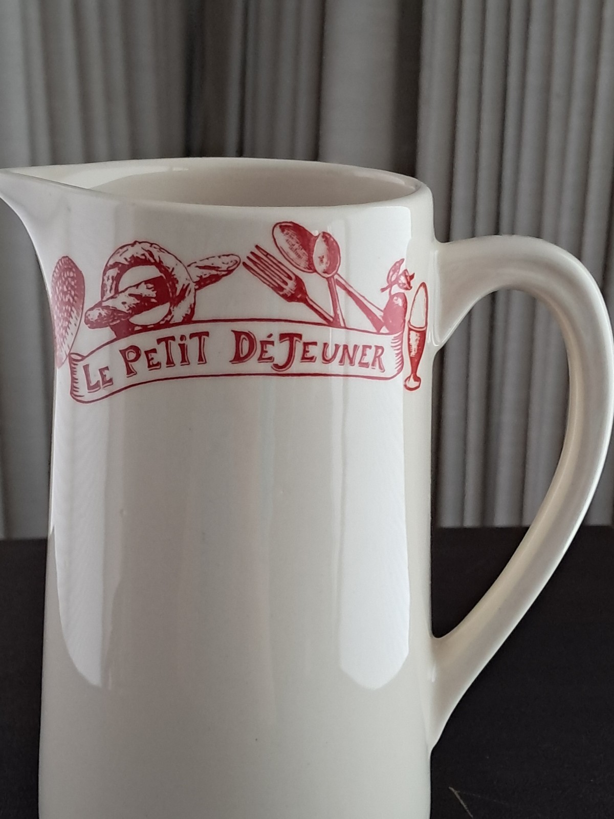 Ceramic Le Comptoir De Famille Red White France Pitcher Le Petit Dejeuner