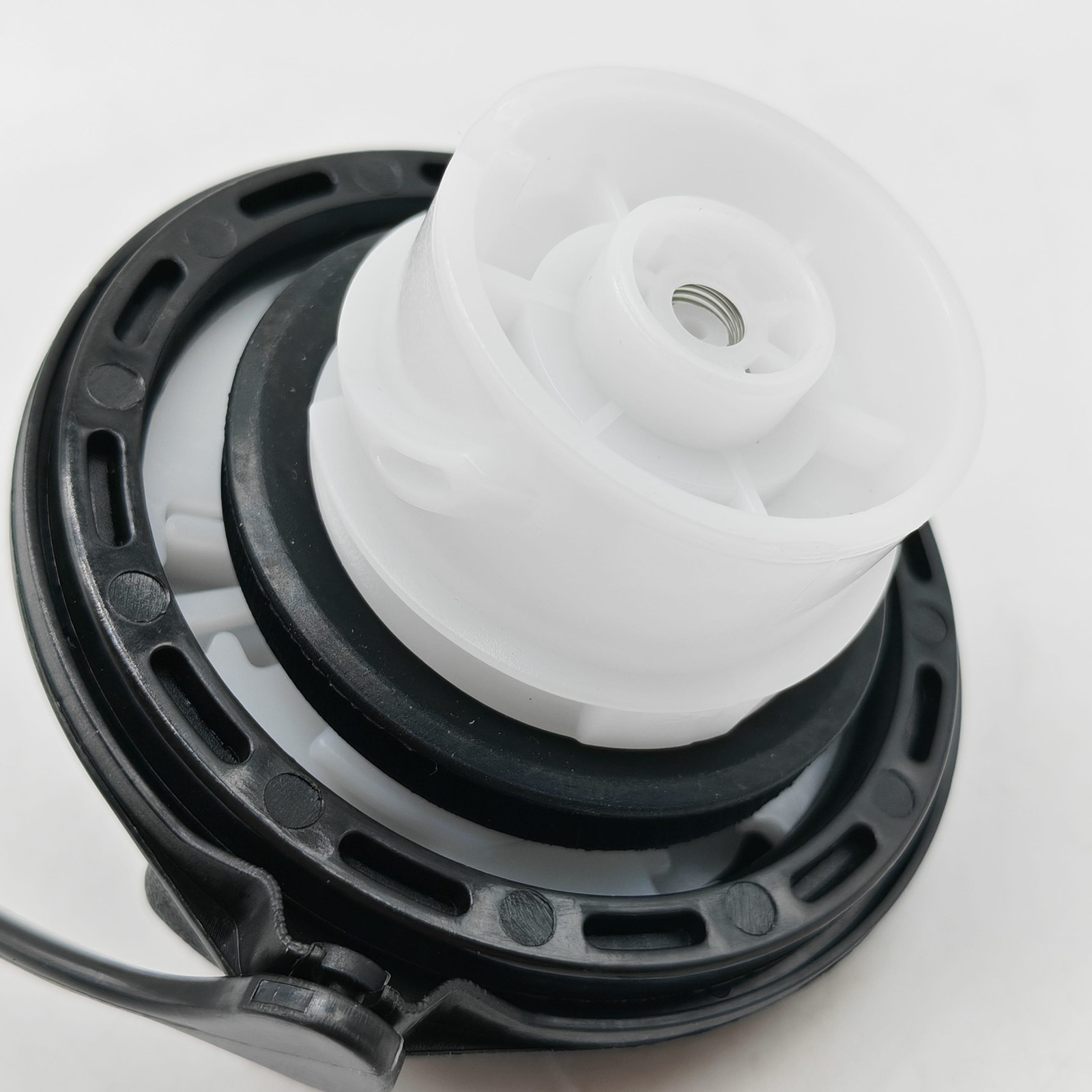 OEM GAS CAP 31010-3L600 For 06-17 Hyundai Sonata Elantra Azera Santa Fe Veloster