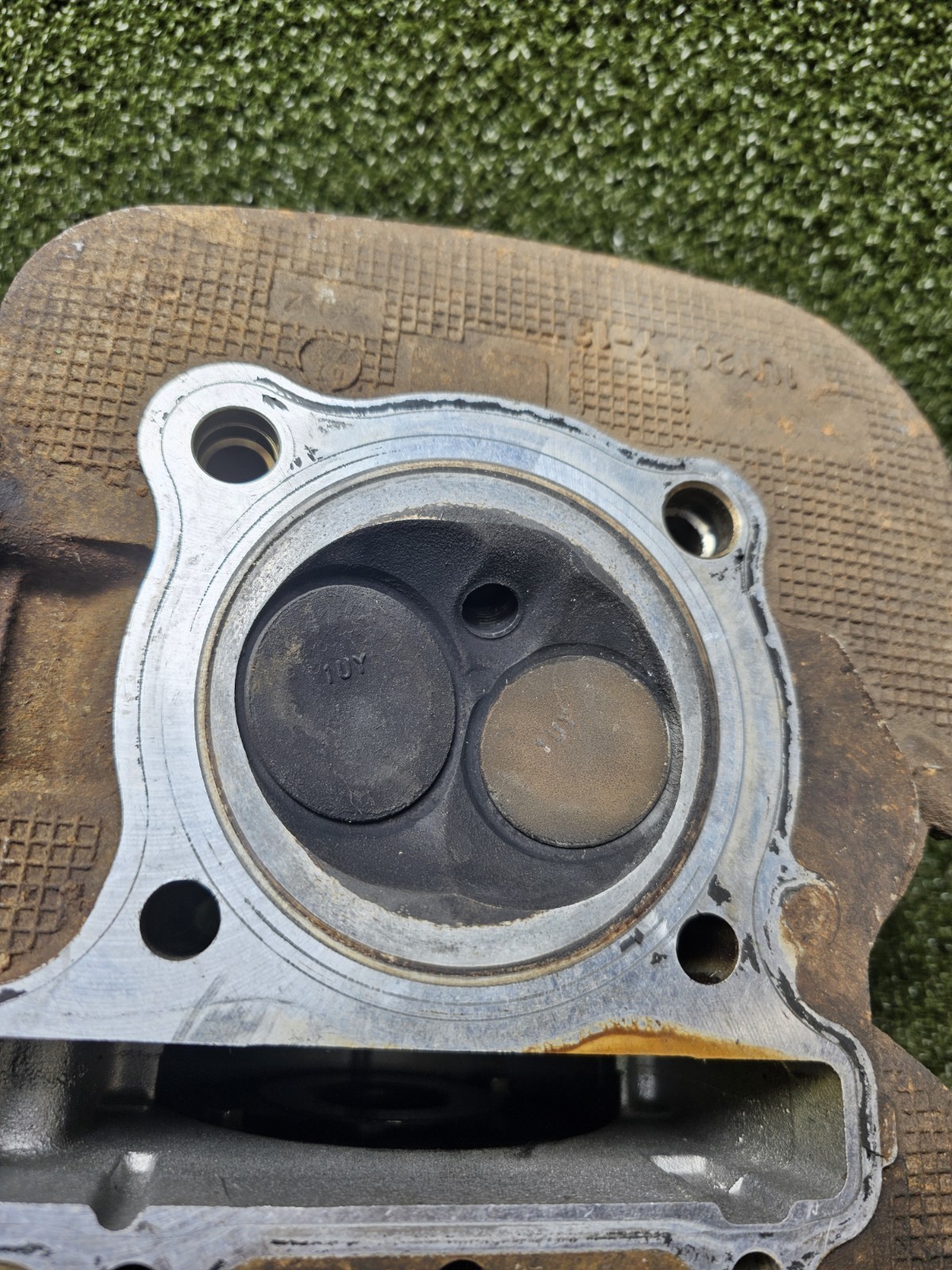 2008 Yamaha Grizzly 350 Engine Cylinder Head