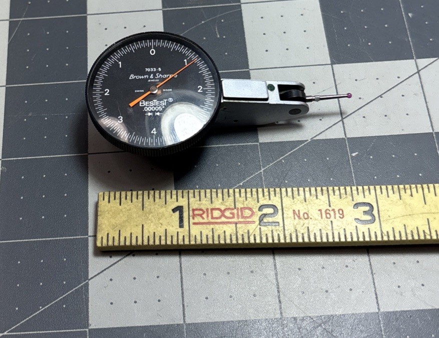 Brown & Sharpe BesTest Dial Indicator .00005” 7033-5 w/ Case Tools USA B&S