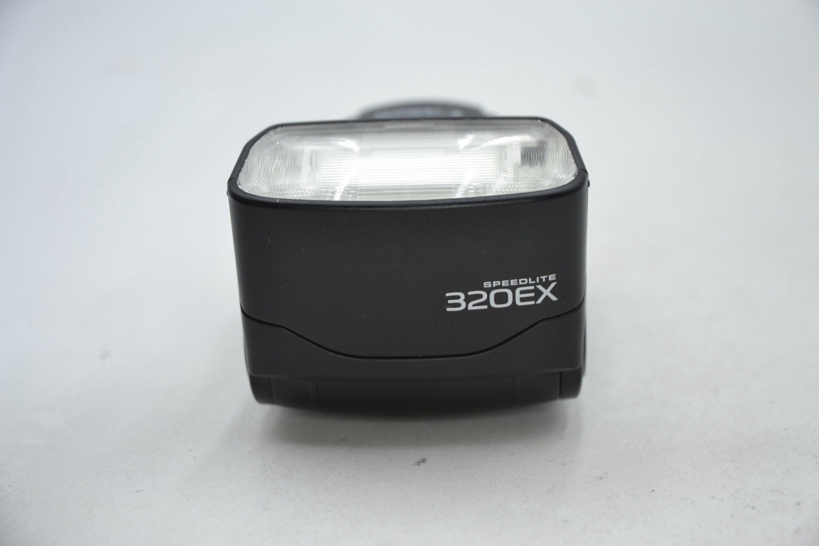 Canon Speedlite 320EX Hot Shoe Flash