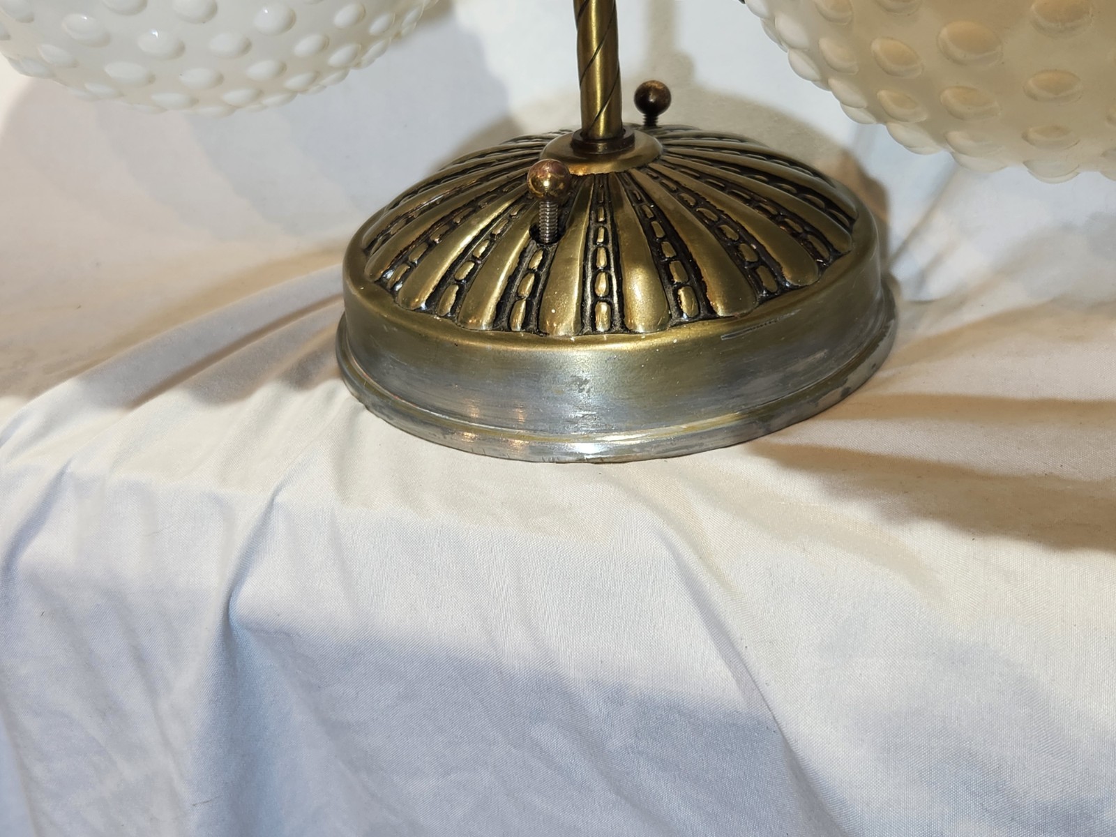 Vintage Scroll Double Hobnail Crown Globes Bathroom Vanity Wall Light Fixture