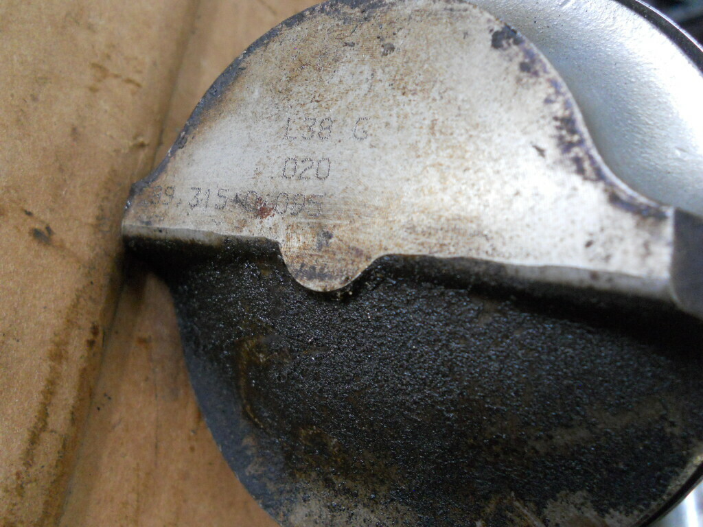 Johnson Evinrude 100-112-115 Piston 396588 Connecting Rod 392591