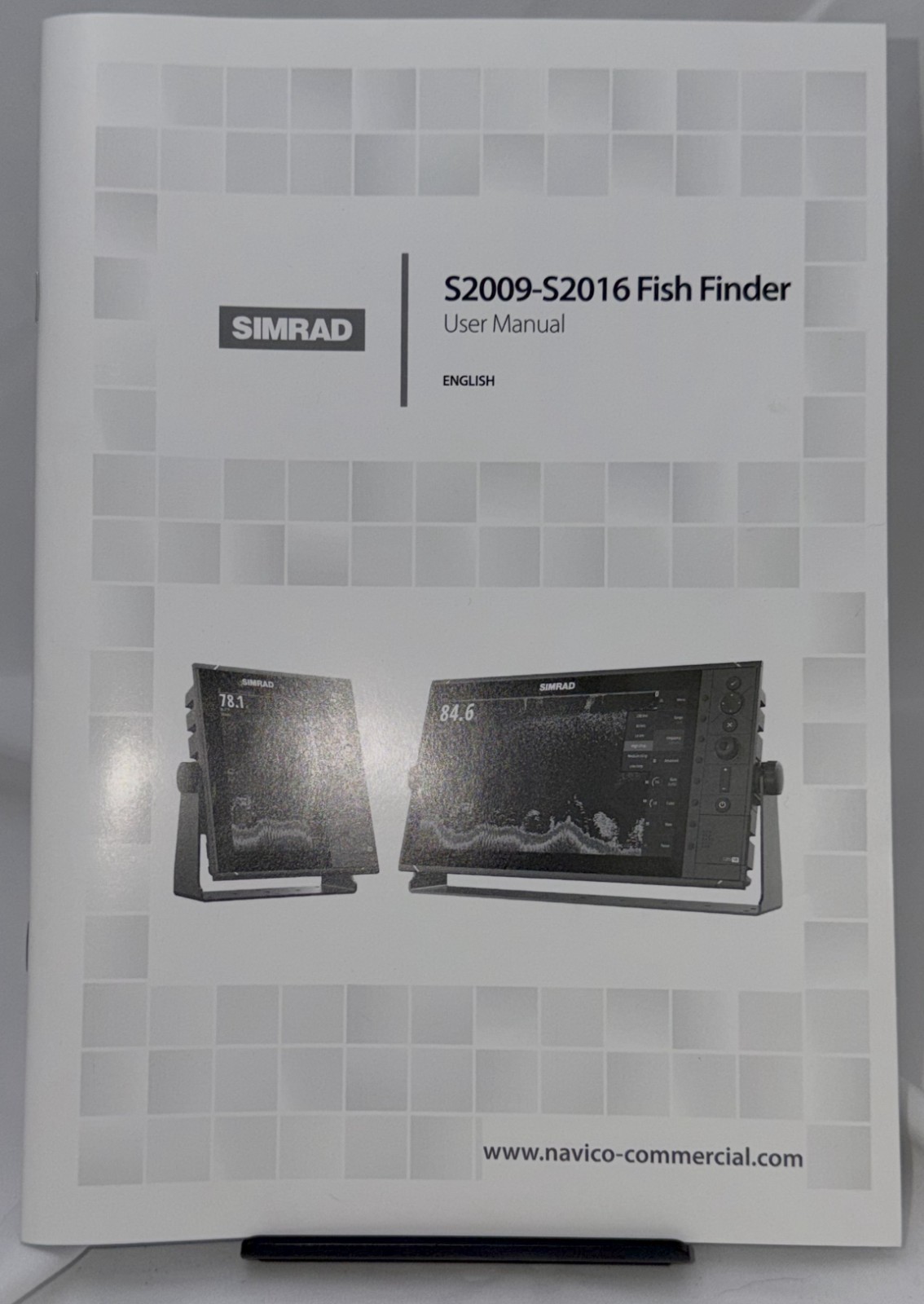 Nice SIMRAD S2009 9" Portrait Commercial Fishfinder