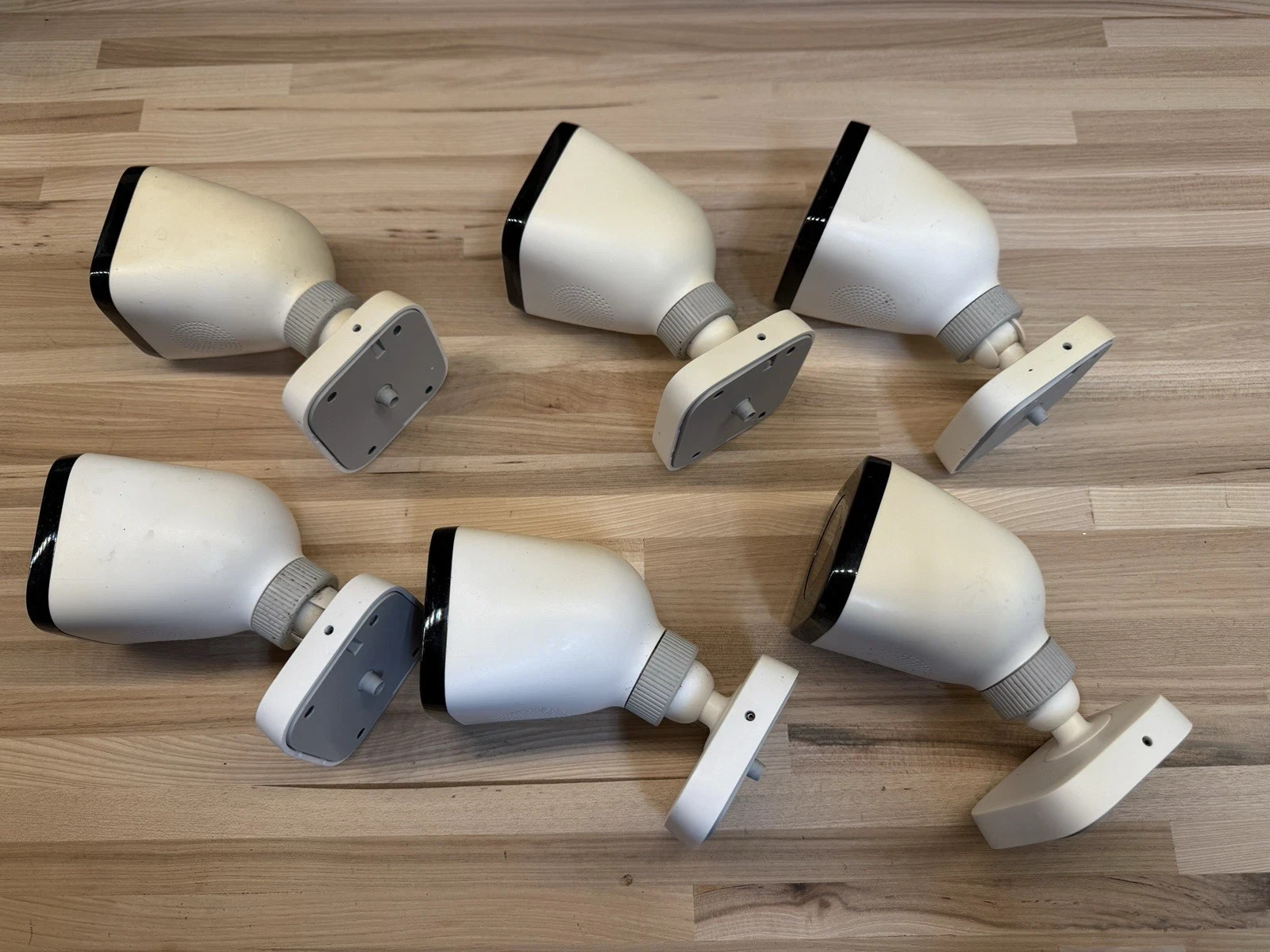 Vivint Outdoor Camera Pro Gen 2 White VS-ODC350-WHT