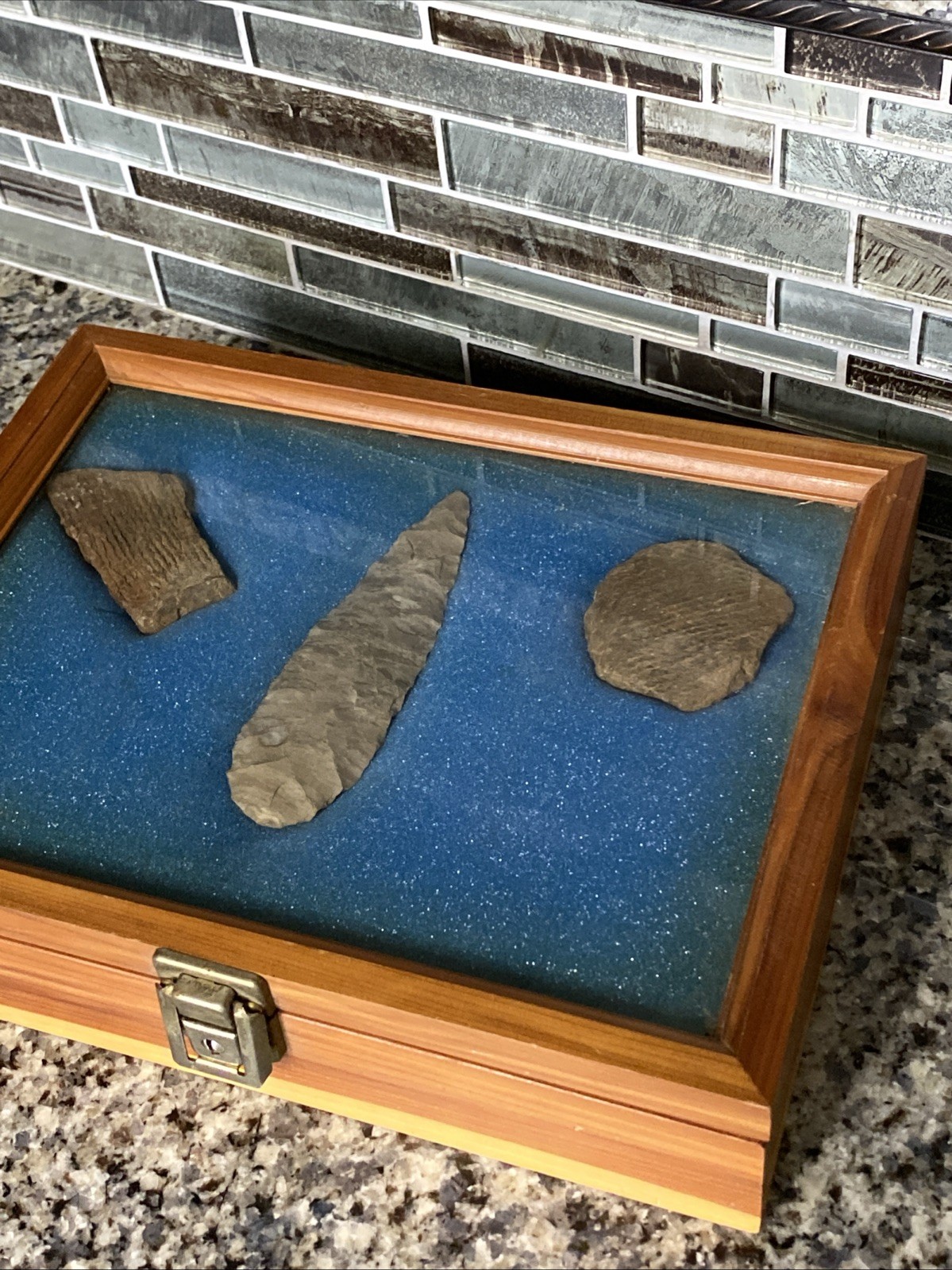 5-1/2” INDIAN ARTIFACT LERMA style BLADE   FROM  Mid Tn. Display Case & Pottery