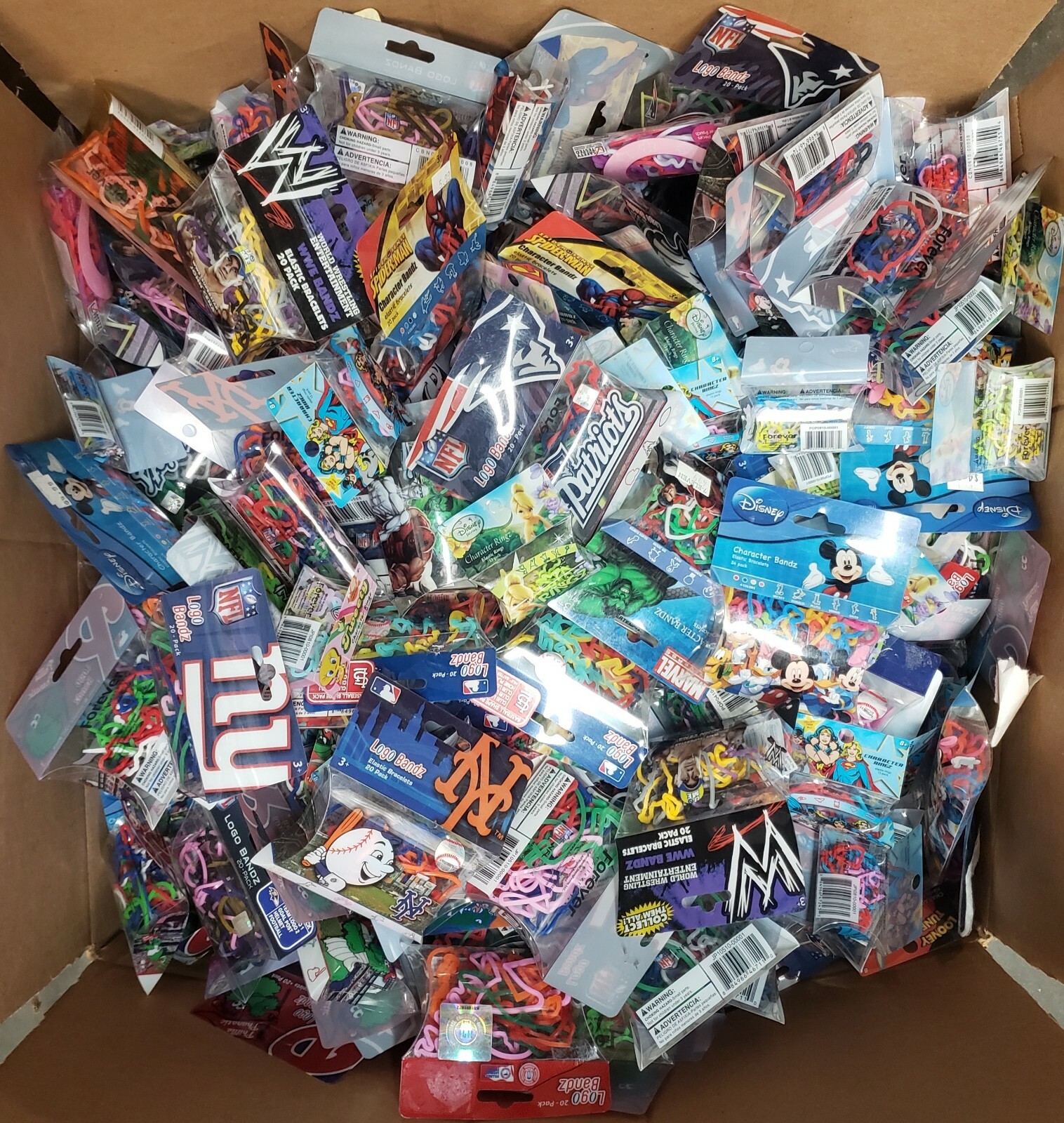 220 ASST. LIC'D CHARACTER RING & SPORT/WRESTL. SILLY BANDZ $70+ RETAIL NIP 13PKS