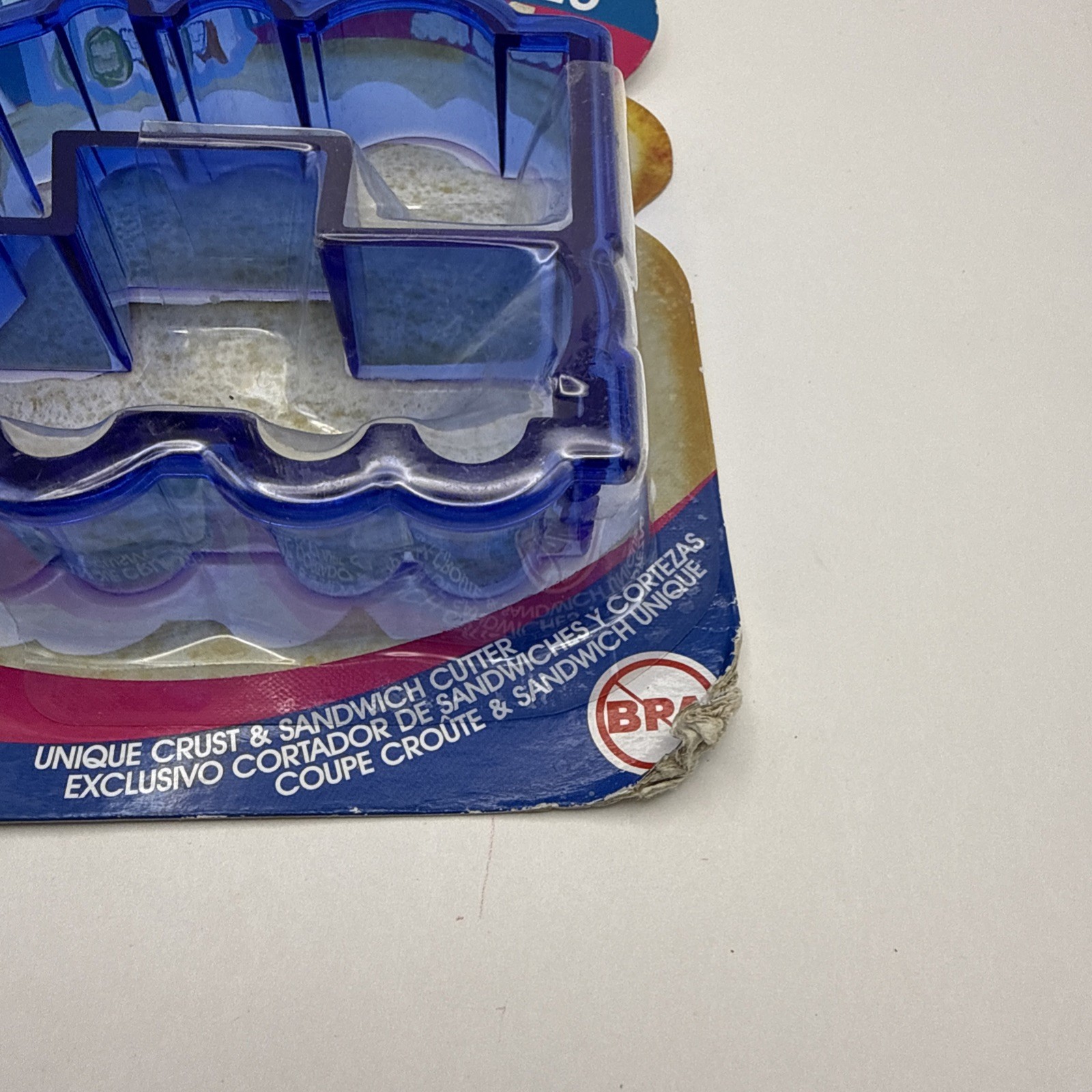 TRAIN BYTES Unique Crust & Sandwich Cutter New In Package