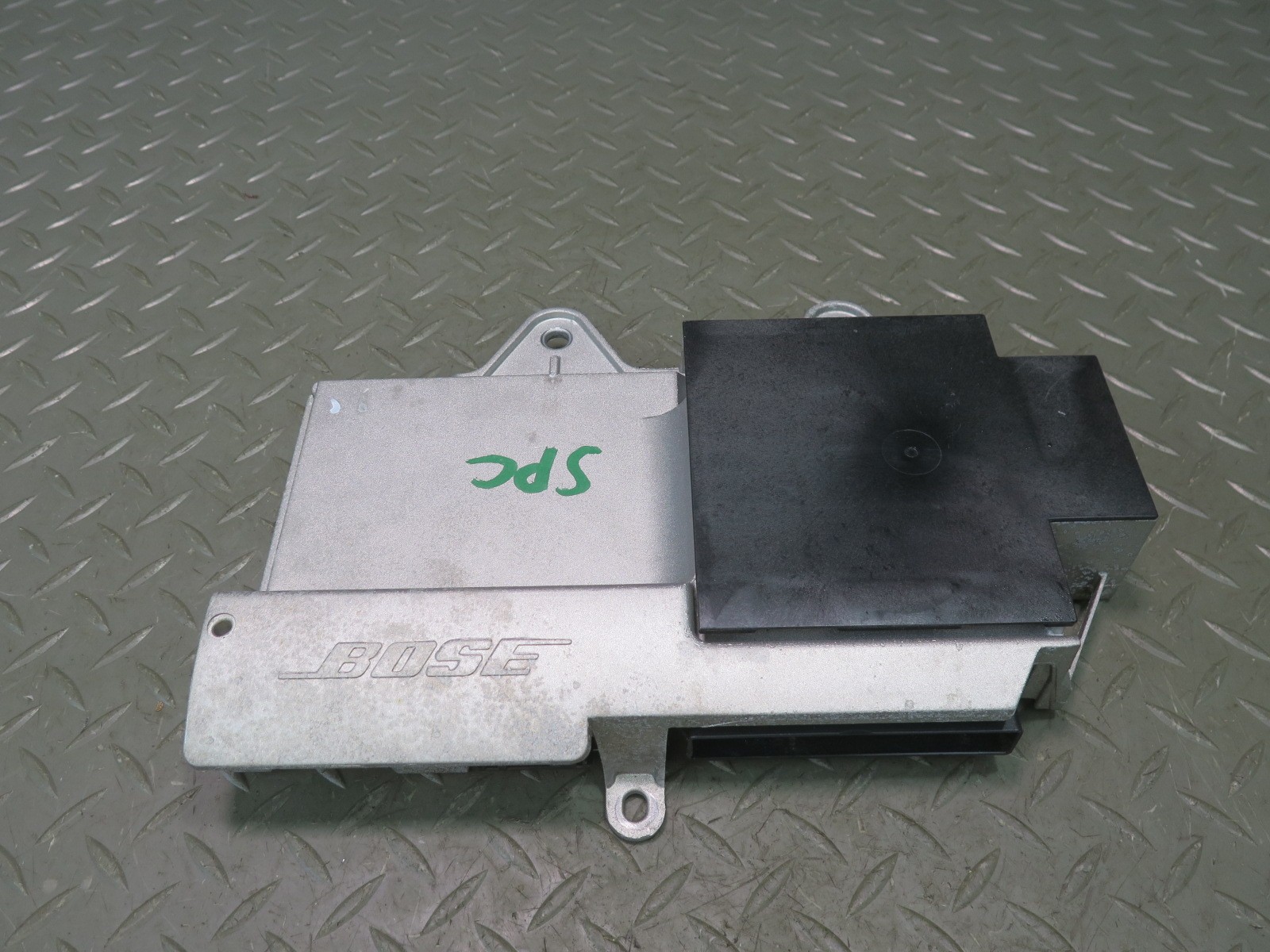 2011-2016 PORSCHE CAYENNE 958 BOSE AUDIO SYSTEM AMPLIFIER AMP 7PP035223AA