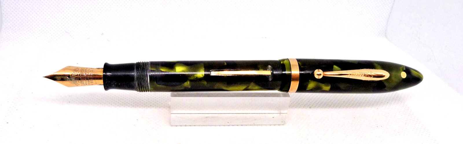Sheaffer Vintage 1930's White Dot Black/Green Oversize Balance Pen--fine