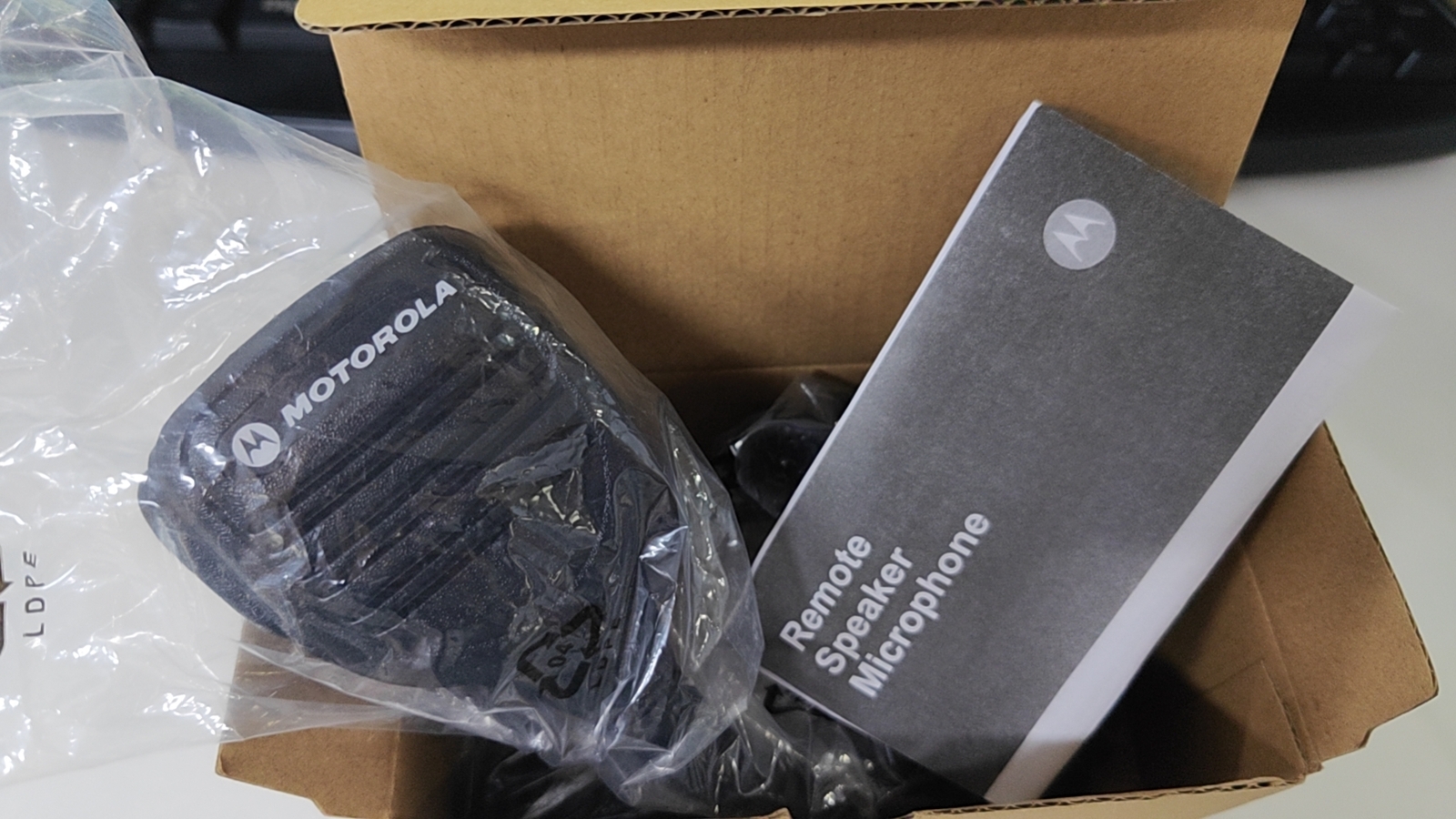 OEM PMMN4013A for Motorola Radio Speaker Mic CP200D CP200 PR400 CP150 BPR40