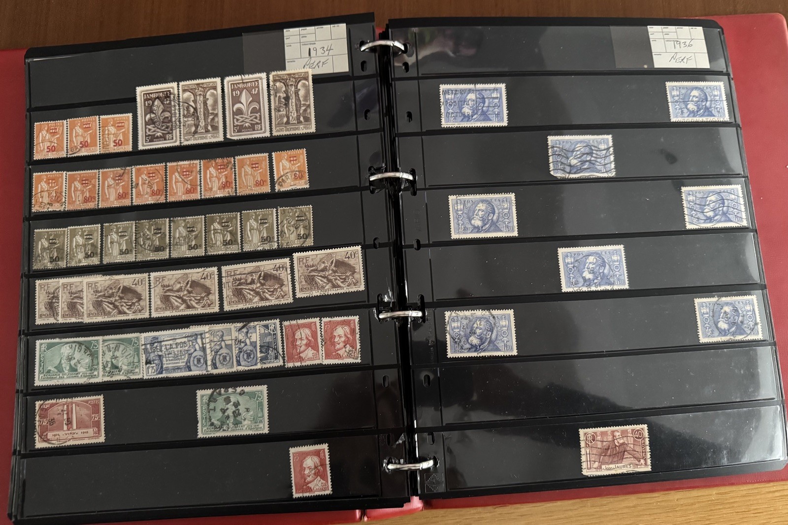 France Stamp Collection With 70 Pages PVC Album 1900-Modern-Some Early Good CV