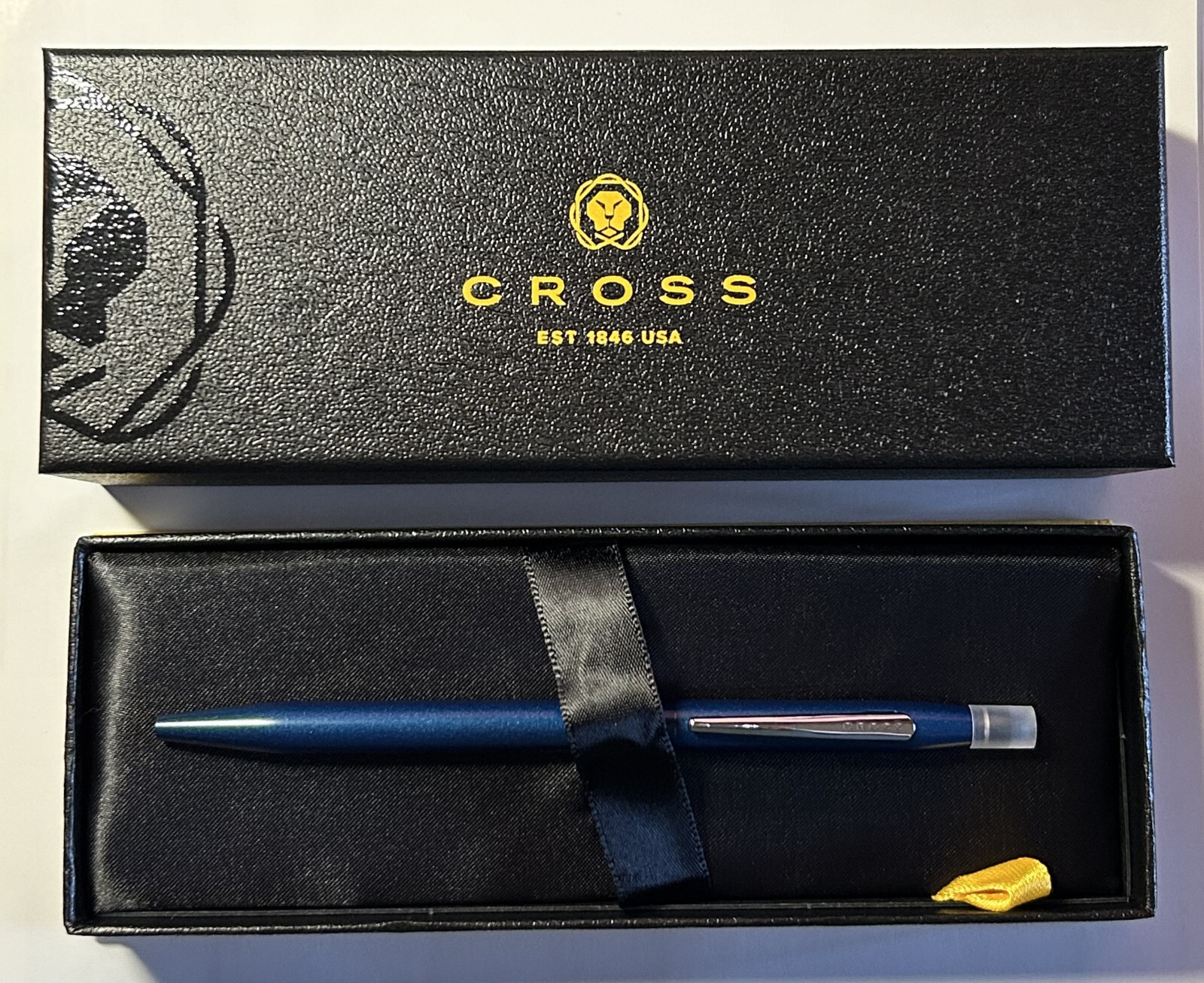 Cross Click Ballpoint Pen in Navy Blue (AT0622-121)
