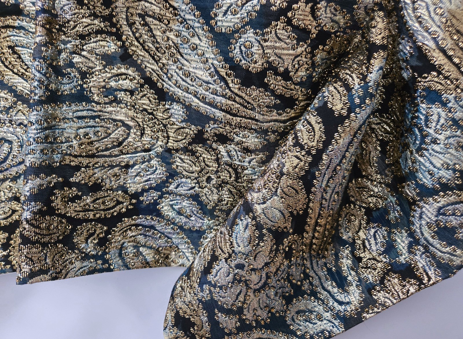 MODE MAKER Ben Goodman Evening Wrap Scarf Table Runner GOLD SILVER BLACK 70"x17"