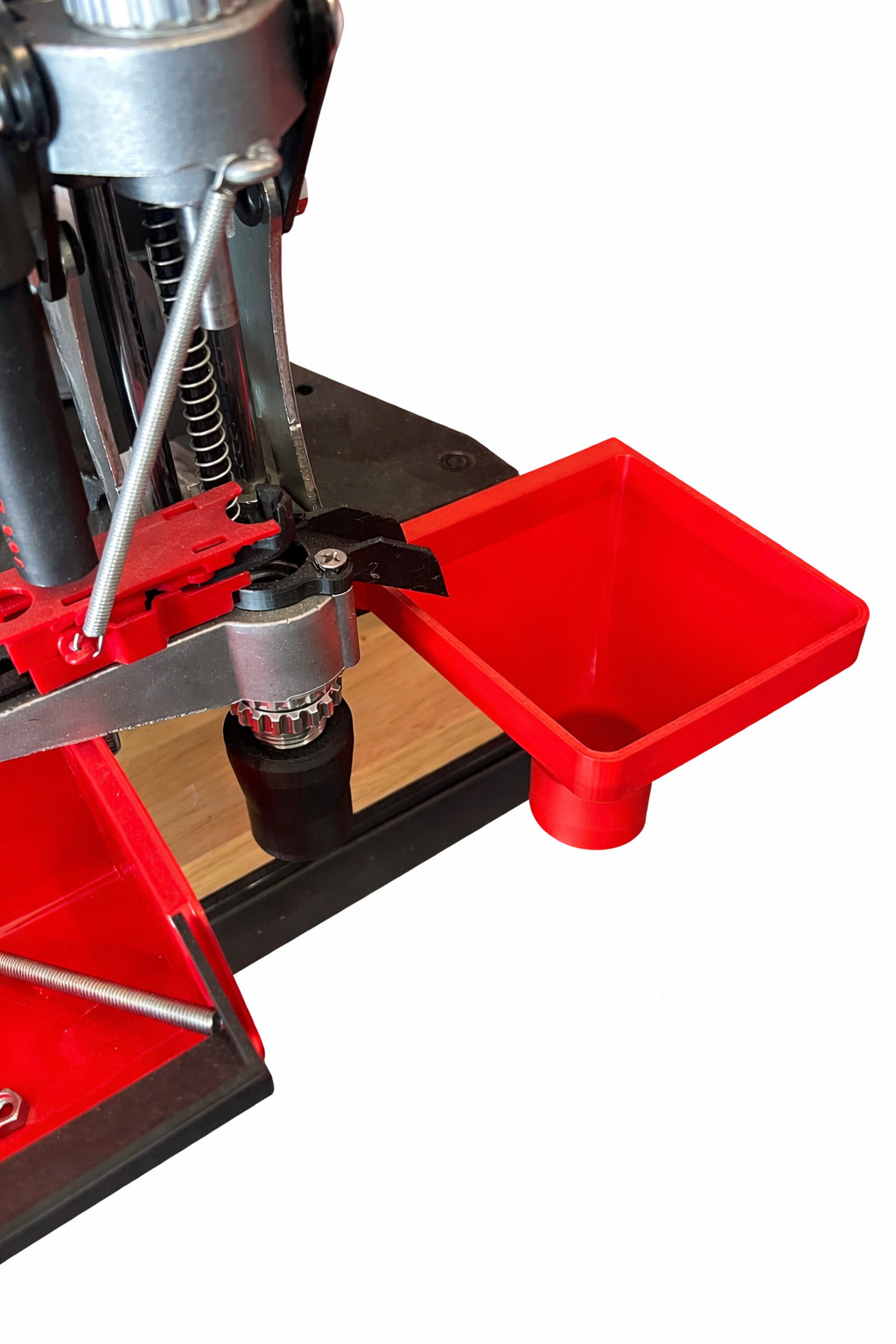 Lee App Output Chute