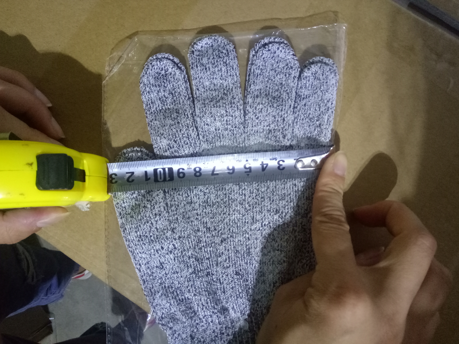 Protective Cut Resistant Gloves Level 5 Certified Safety Meat Cut Wood Carving