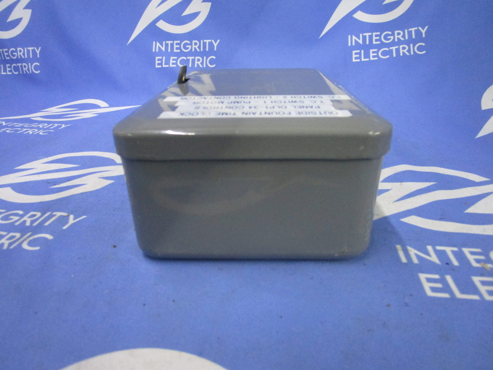 INTERMATIC 24-HOUR TIME SWITCH ET70215C 20A 120-208-240-277VAC INPUT 10WATTS 1 Y