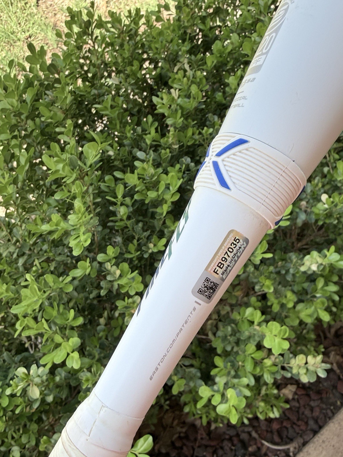 Easton Firefly FP22FF12 Length 30"/18 oz Drop-12 SOFTBALL BAT Great Condition!