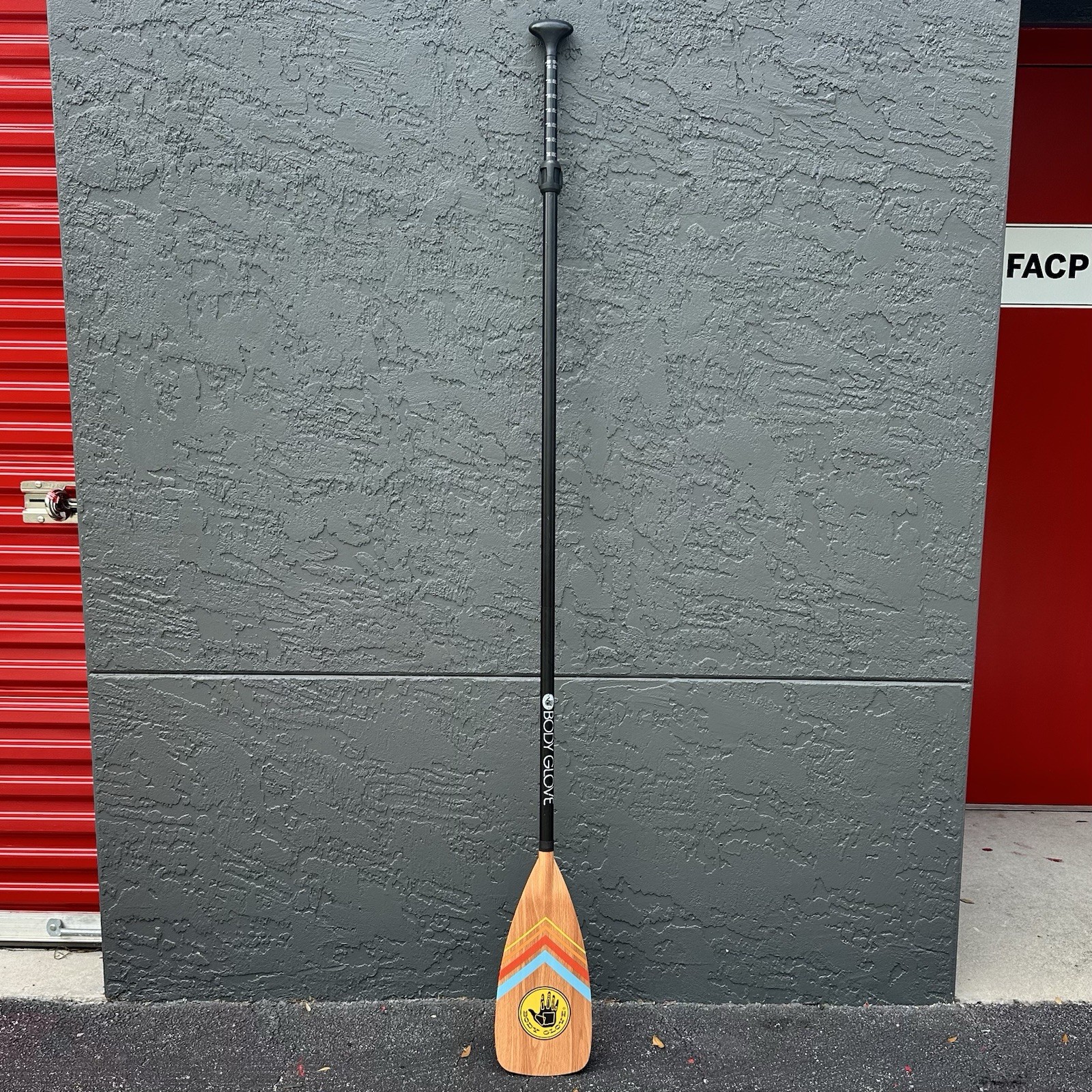 3-Piece Adjustable SUP Paddle –Lightweight, Floating Aluminum Shaft (Body Glove)