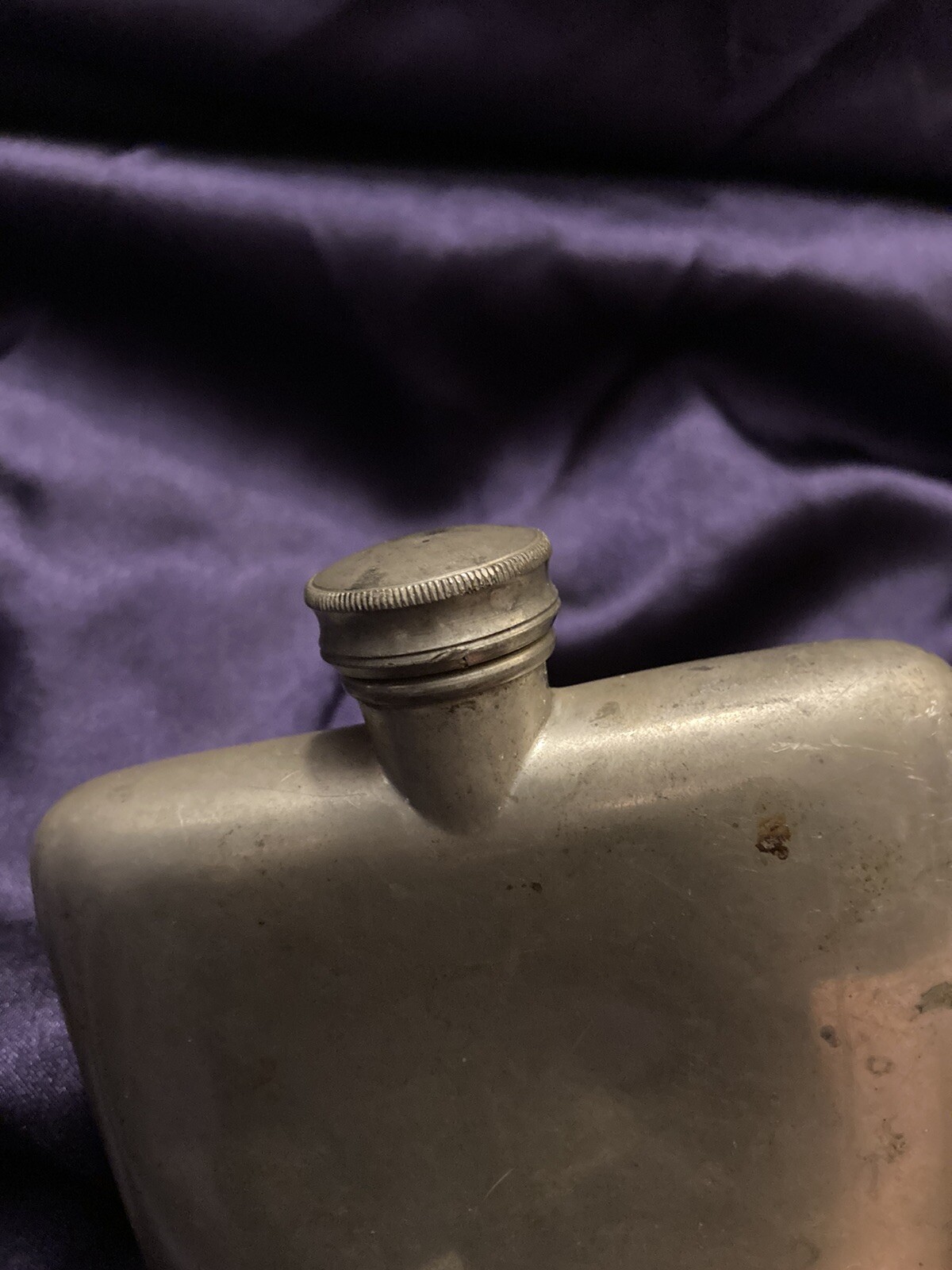 VINTAGE BROOKS BROTHERS ENGLAND EST. 1818 8 OUNCE SILVER METAL FLASK BOOZE DRINK